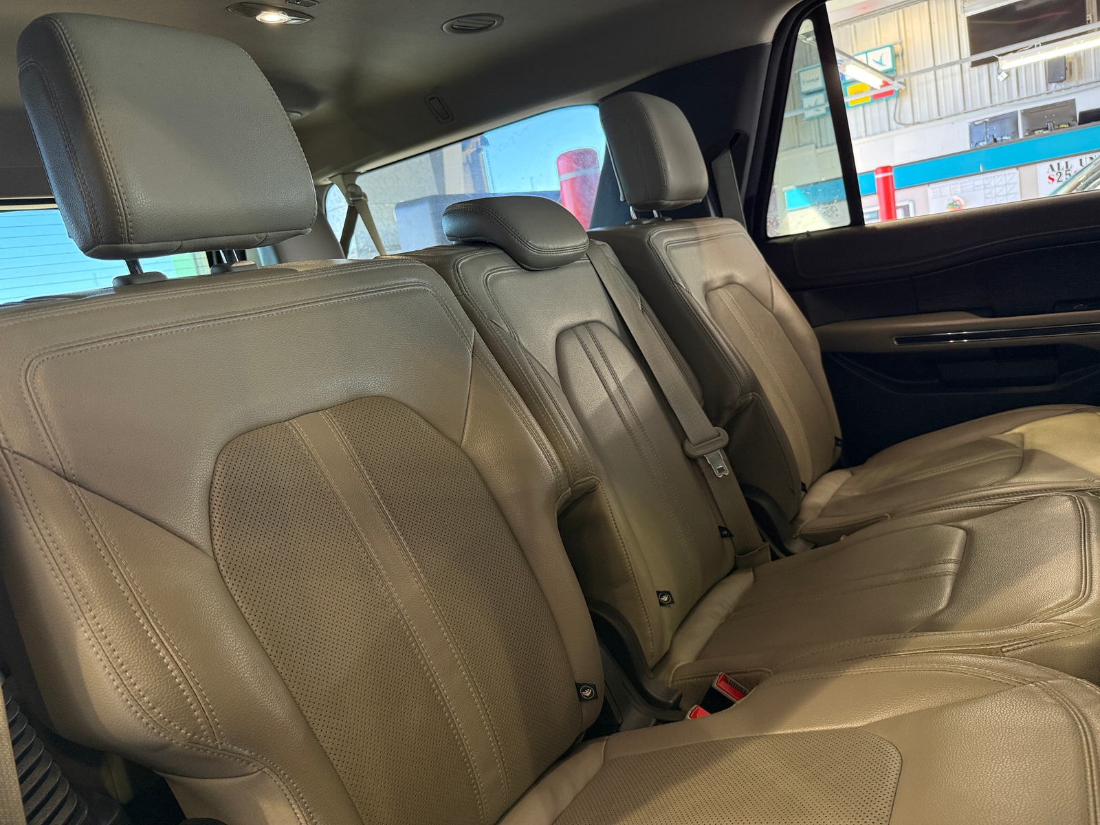 Thumbnail: 2021 Ford Expedition MAX - 5