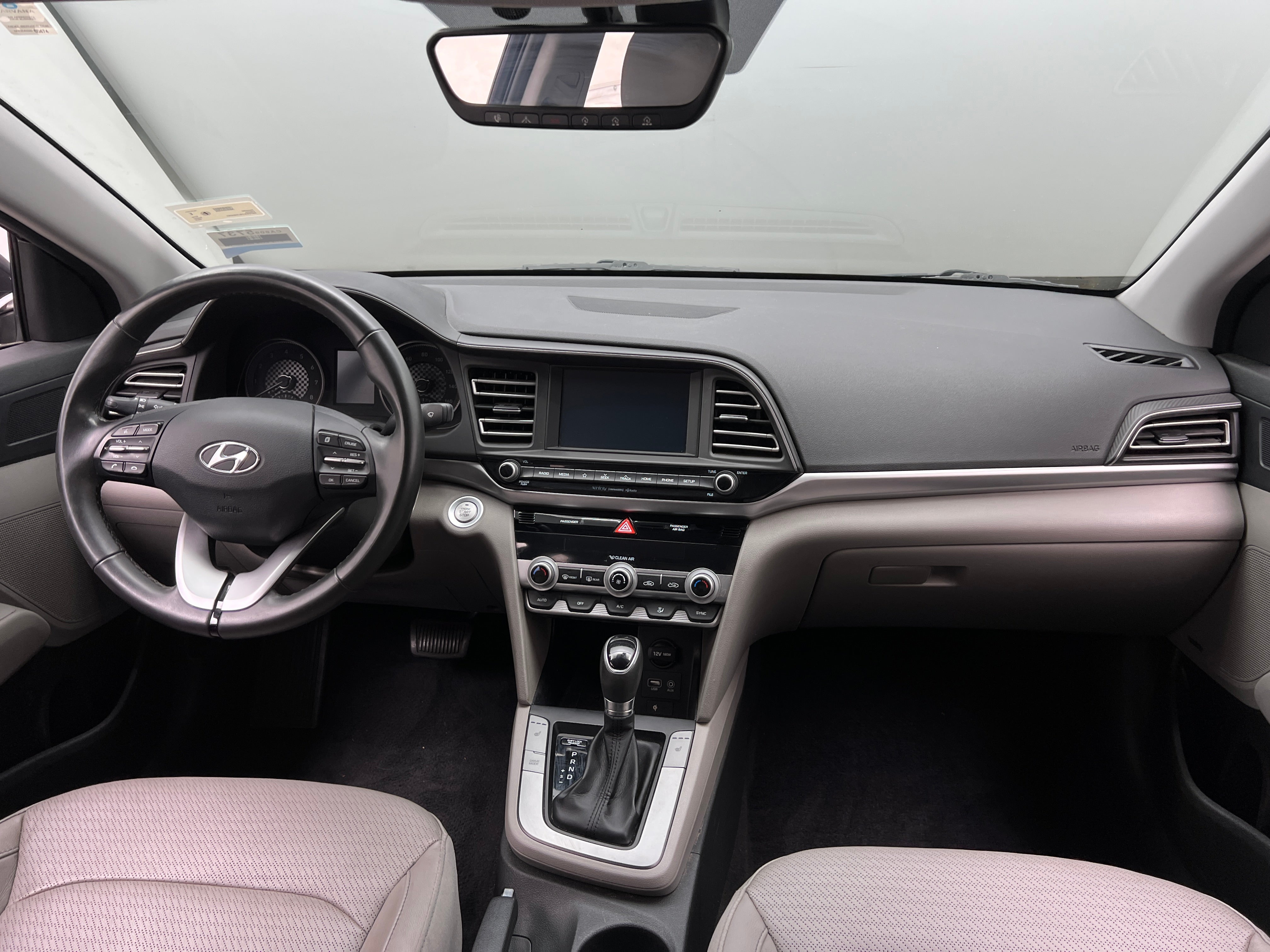 2020 Hyundai Elantra Limited - Photo 5