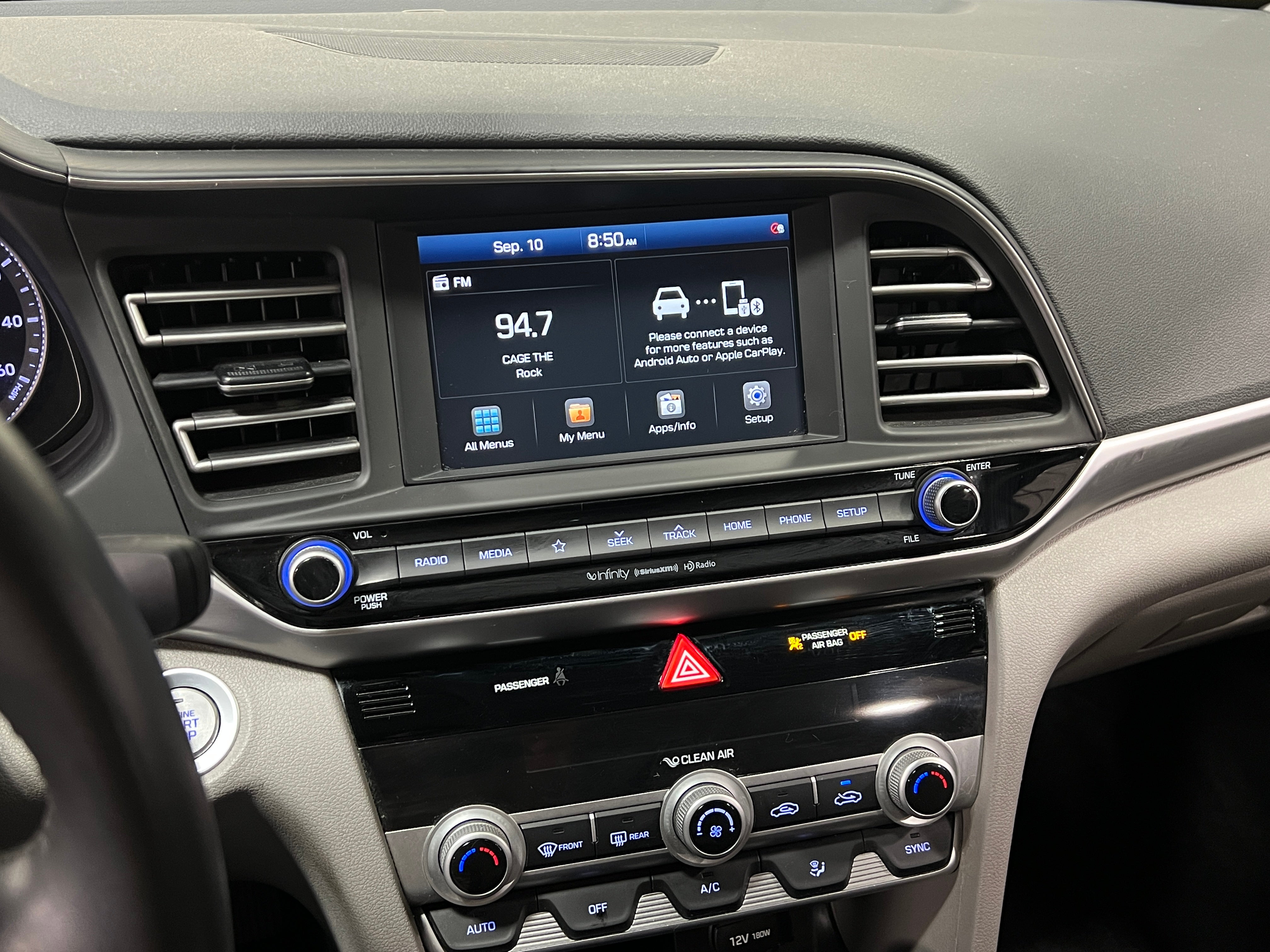 2020 Hyundai Elantra Limited - Photo 16