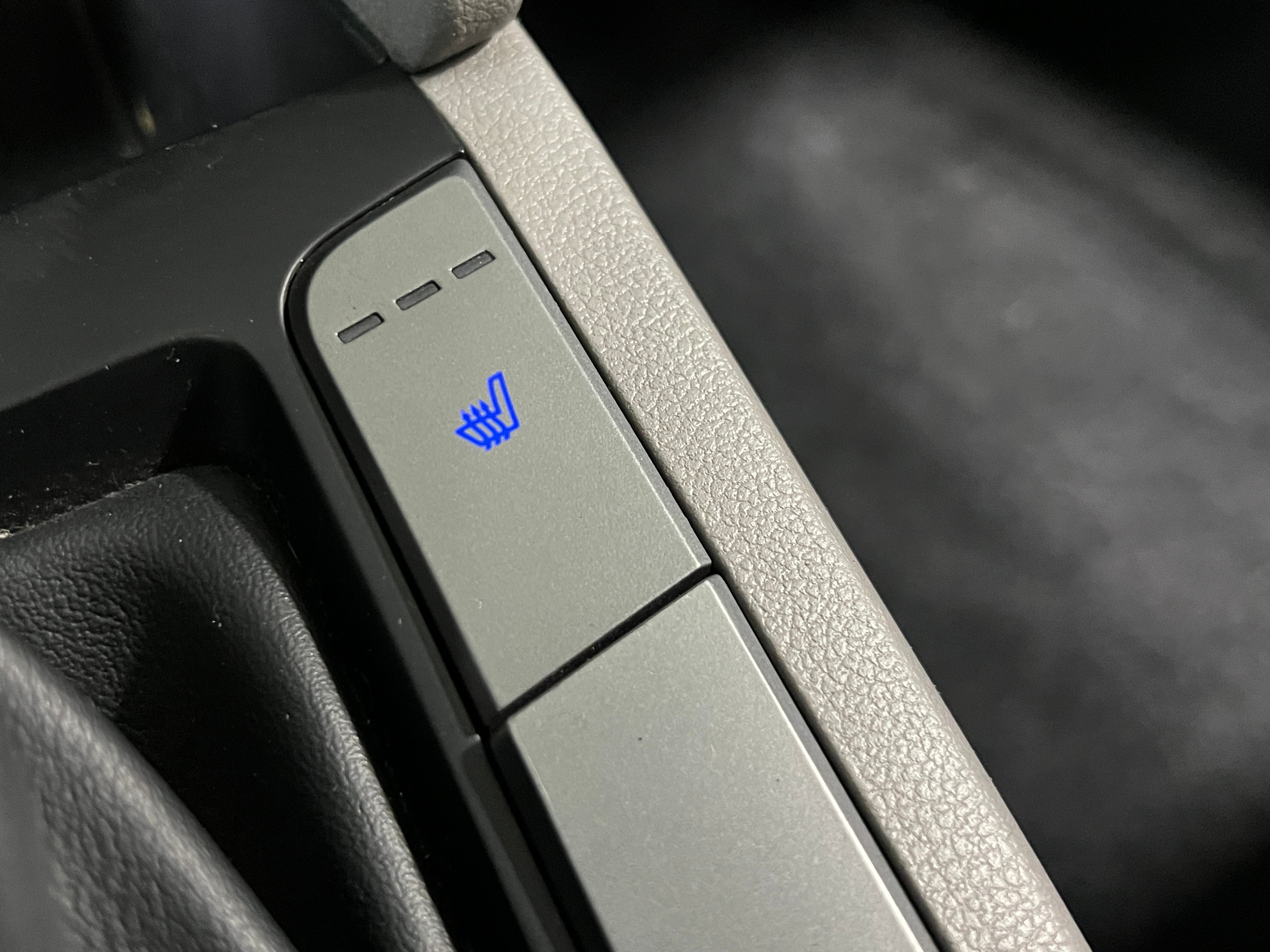 2020 Hyundai Elantra Limited - Photo 18
