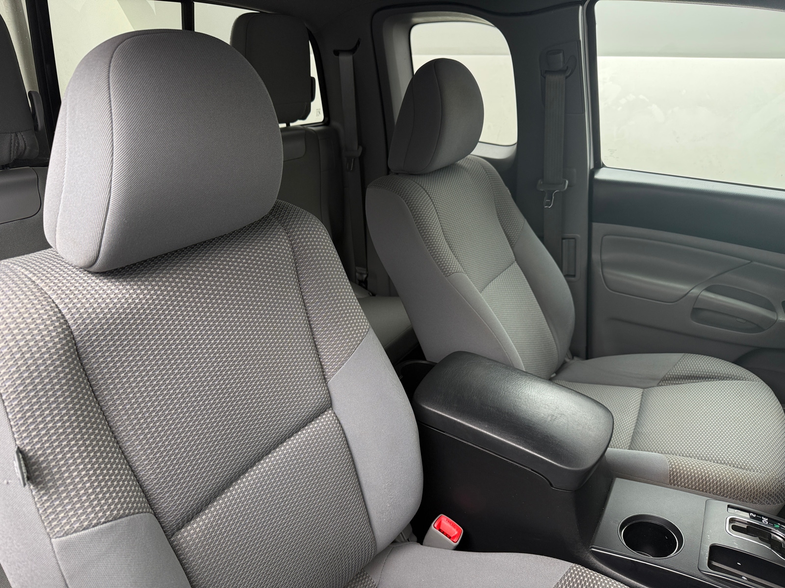 Thumbnail: 2015 Toyota Tacoma - 2