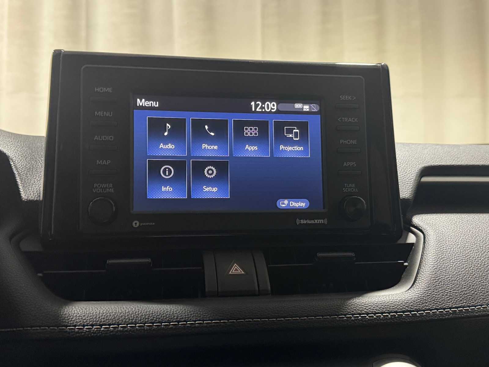 Thumbnail: 2021 Toyota RAV4 - 4