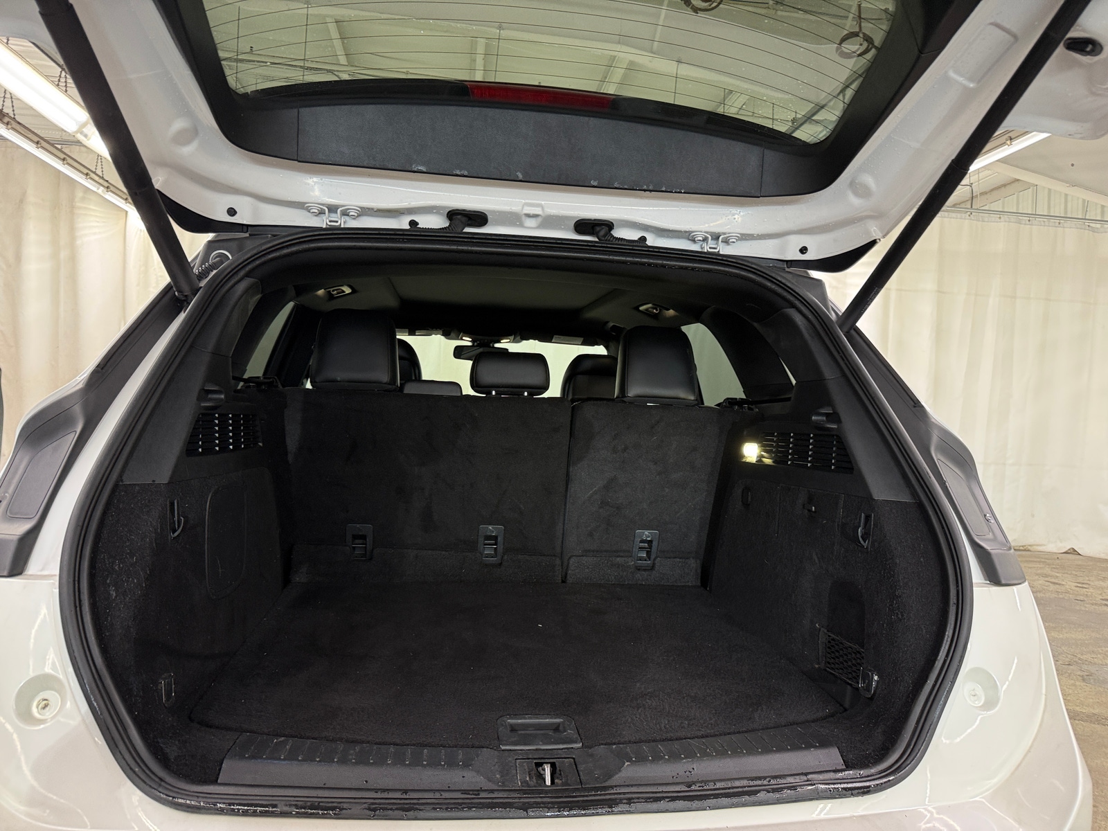 Thumbnail: 2015 Lincoln MKC - 6