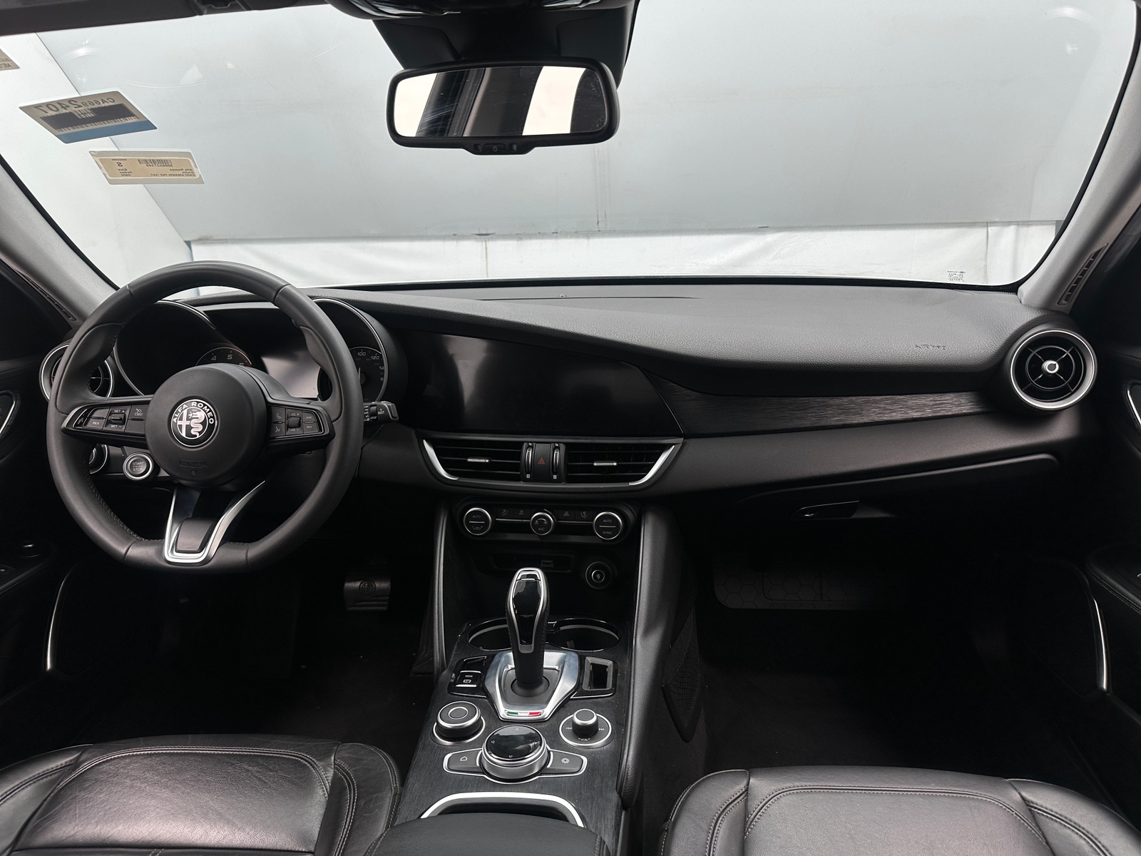 Thumbnail: 2020 Alfa Romeo Giulia - 2
