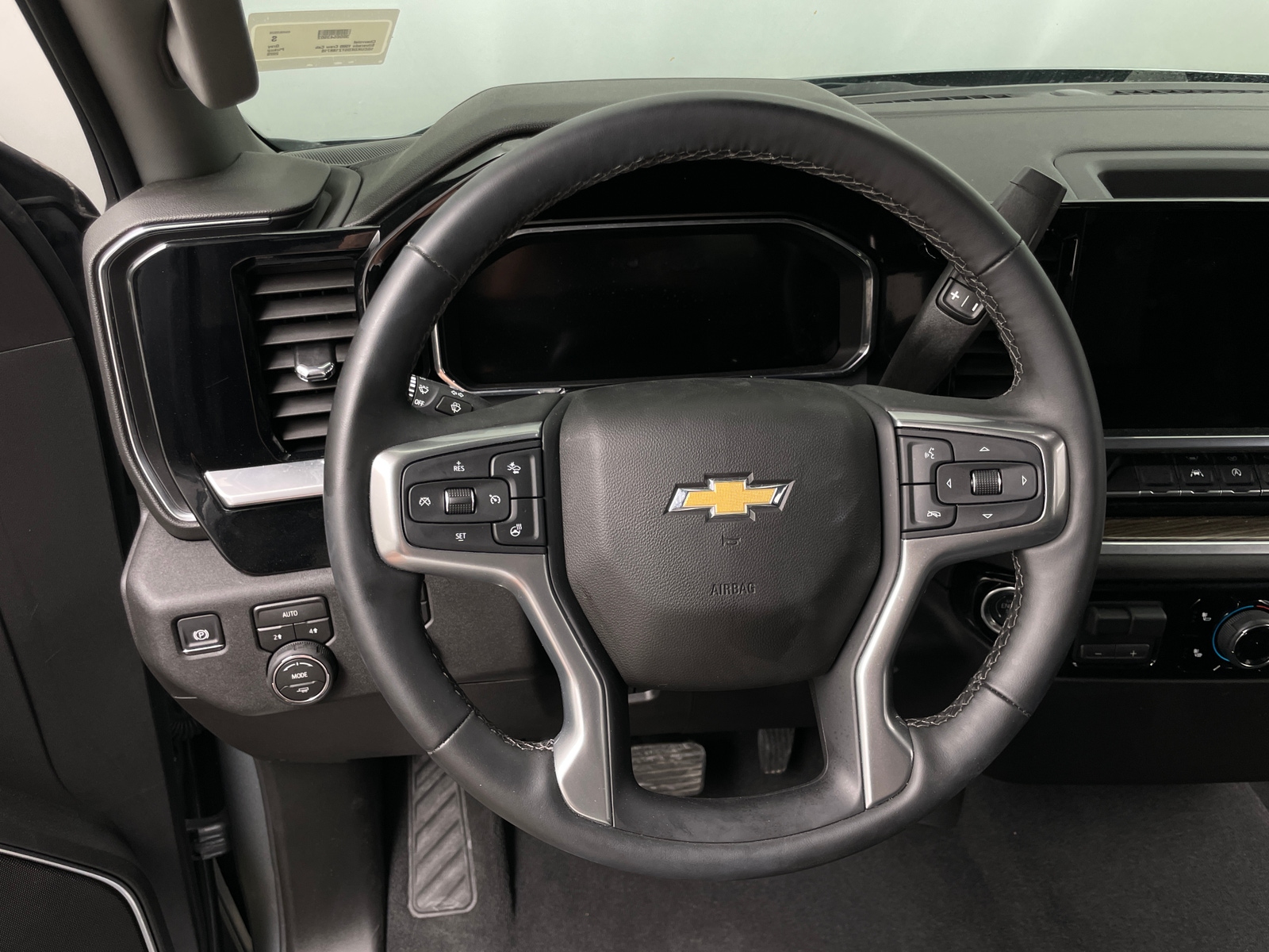 Thumbnail: 2026 Chevrolet Silverado 1500 - 5