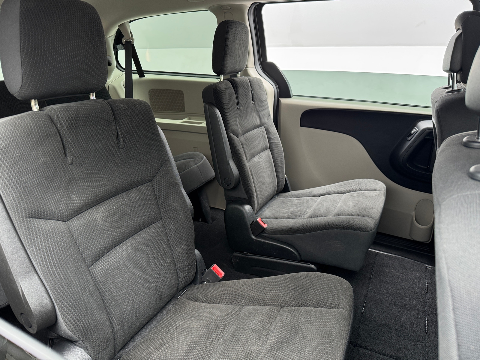Thumbnail: 2019 Dodge Grand Caravan - 6