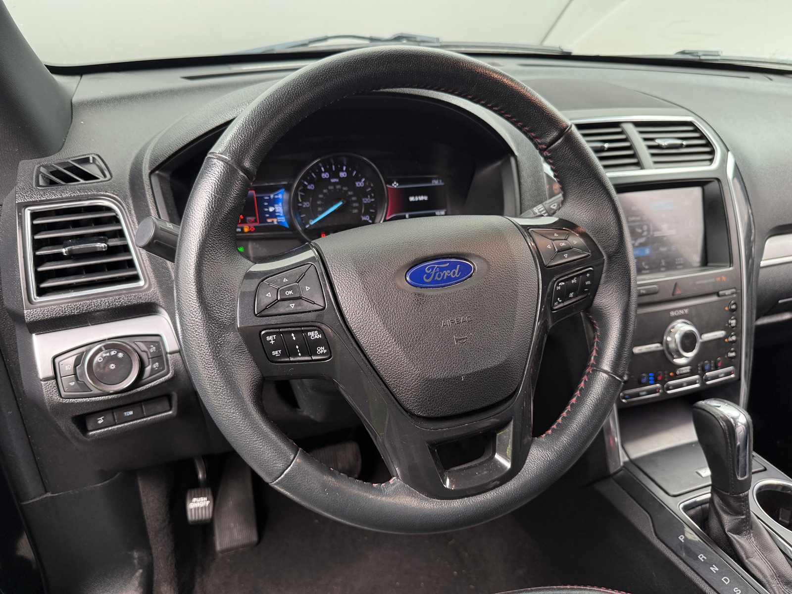 Thumbnail: 2019 Ford Explorer - 4