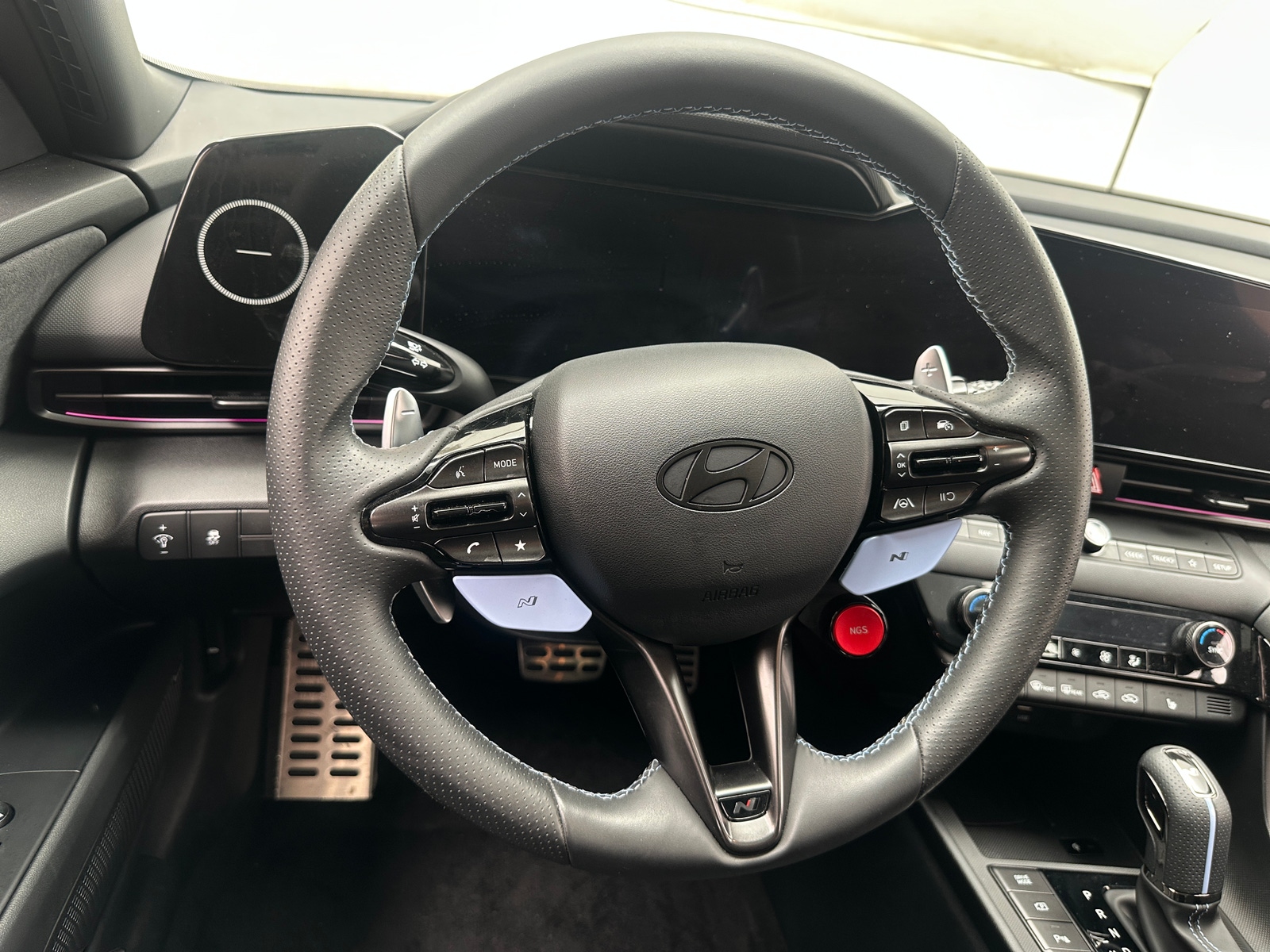 Thumbnail: 2025 Hyundai Elantra - 4