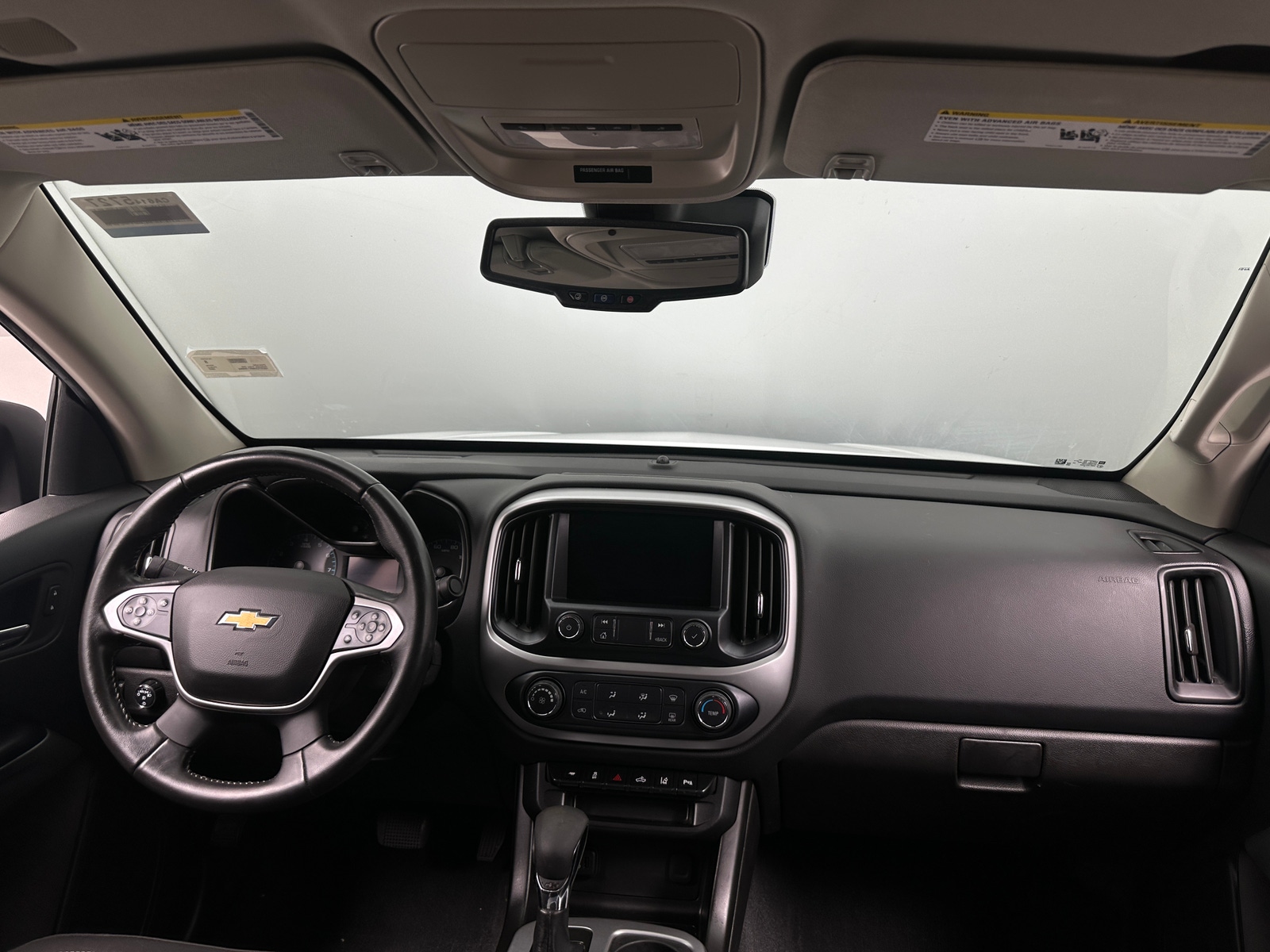 Thumbnail: 2022 Chevrolet Colorado - 3