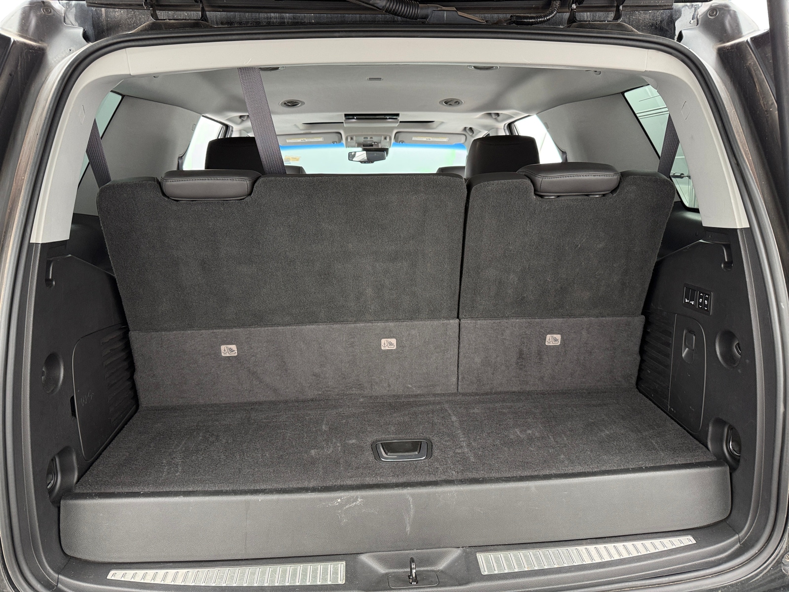 Thumbnail: 2016 Cadillac Escalade - 6