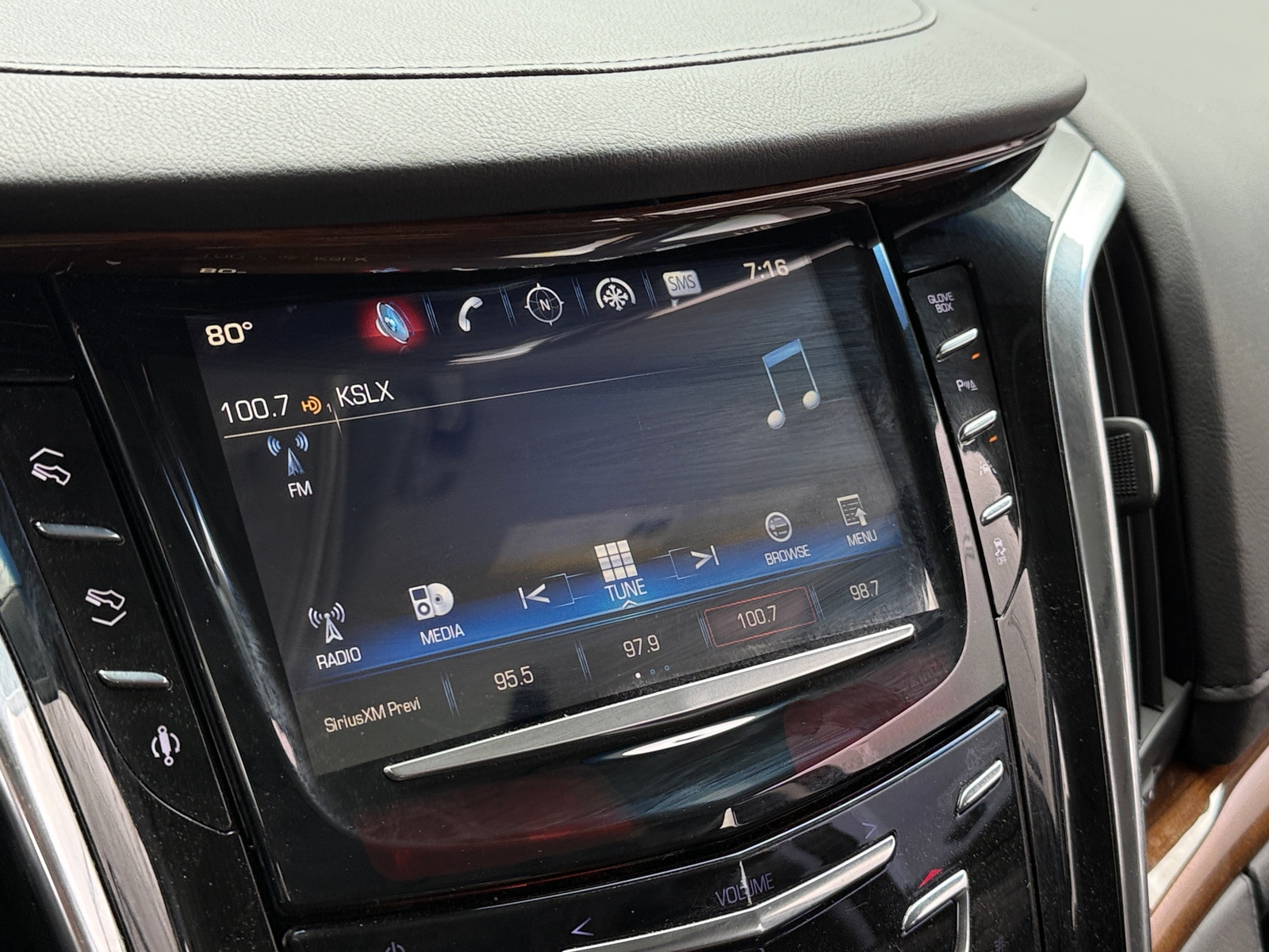 Thumbnail: 2016 Cadillac Escalade - 3