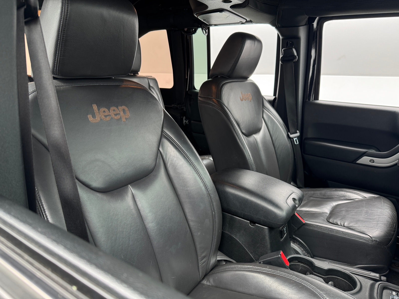 Thumbnail: 2018 Jeep Wrangler - 2