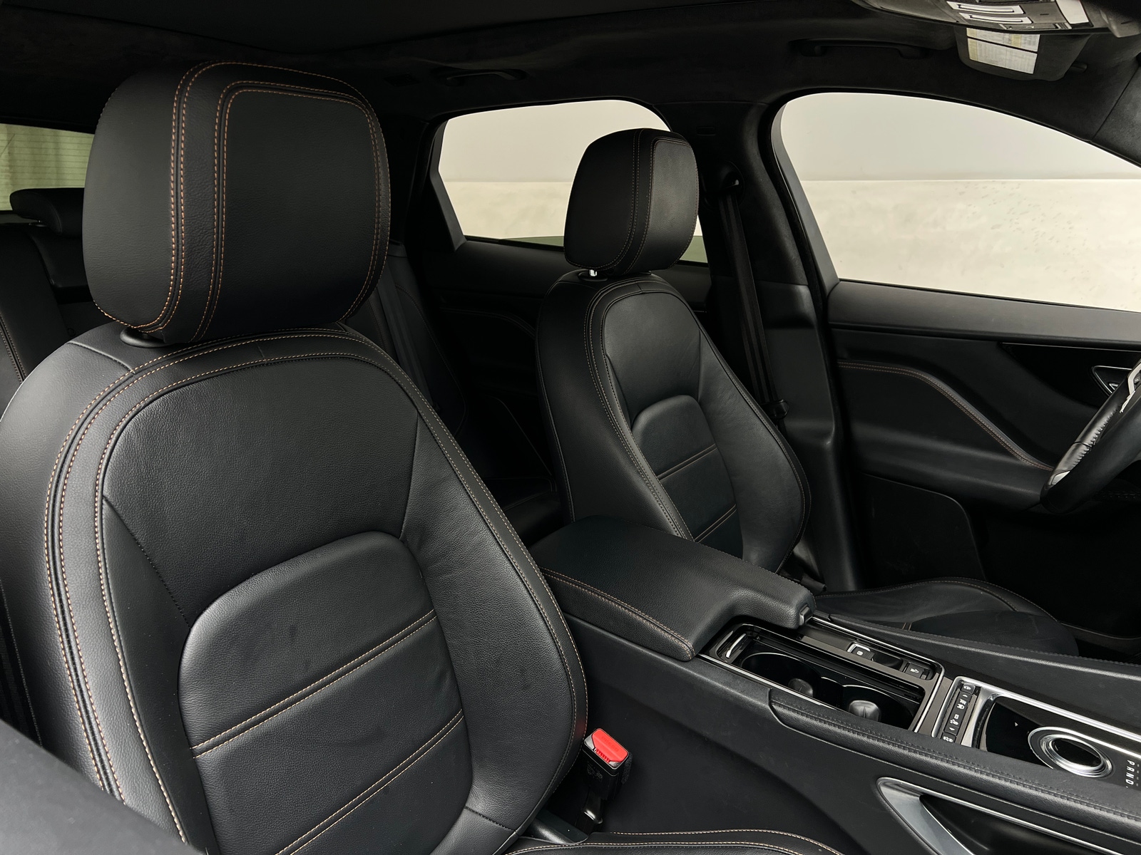 Thumbnail: 2020 Jaguar F-Pace - 2