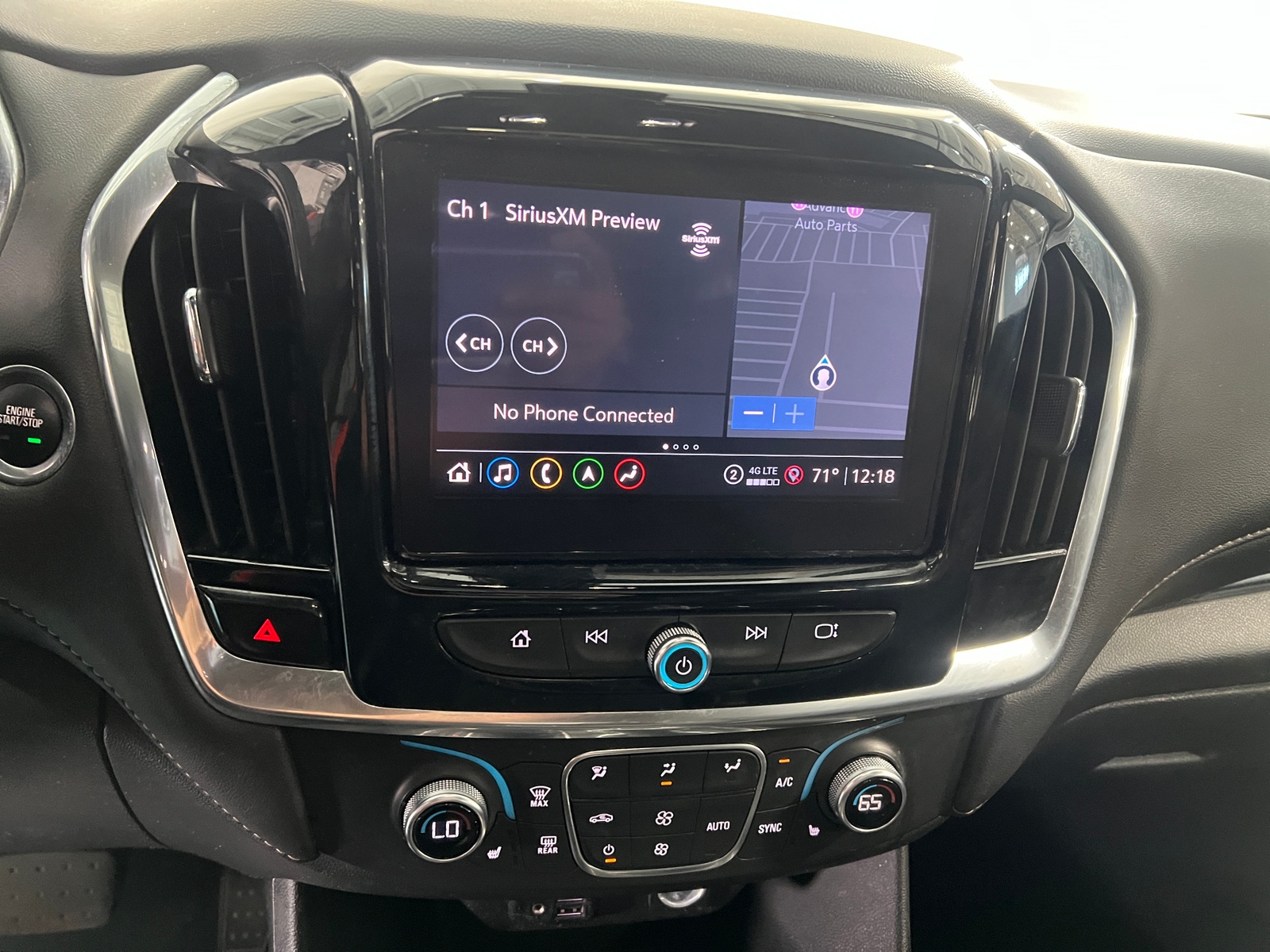 Thumbnail: 2023 Chevrolet Traverse - 3