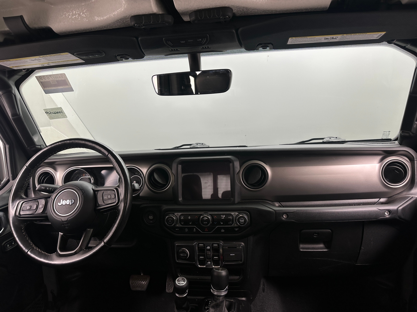 Thumbnail: 2021 Jeep Gladiator - 3