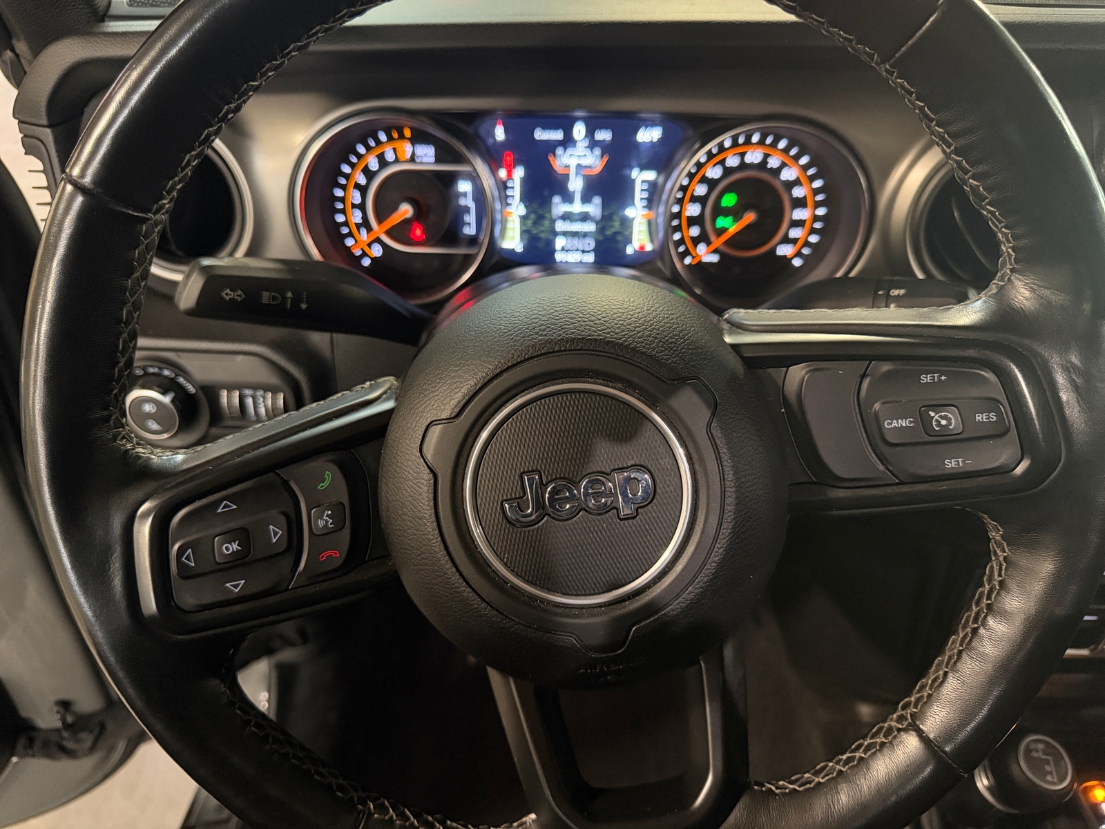 Thumbnail: 2021 Jeep Gladiator - 5