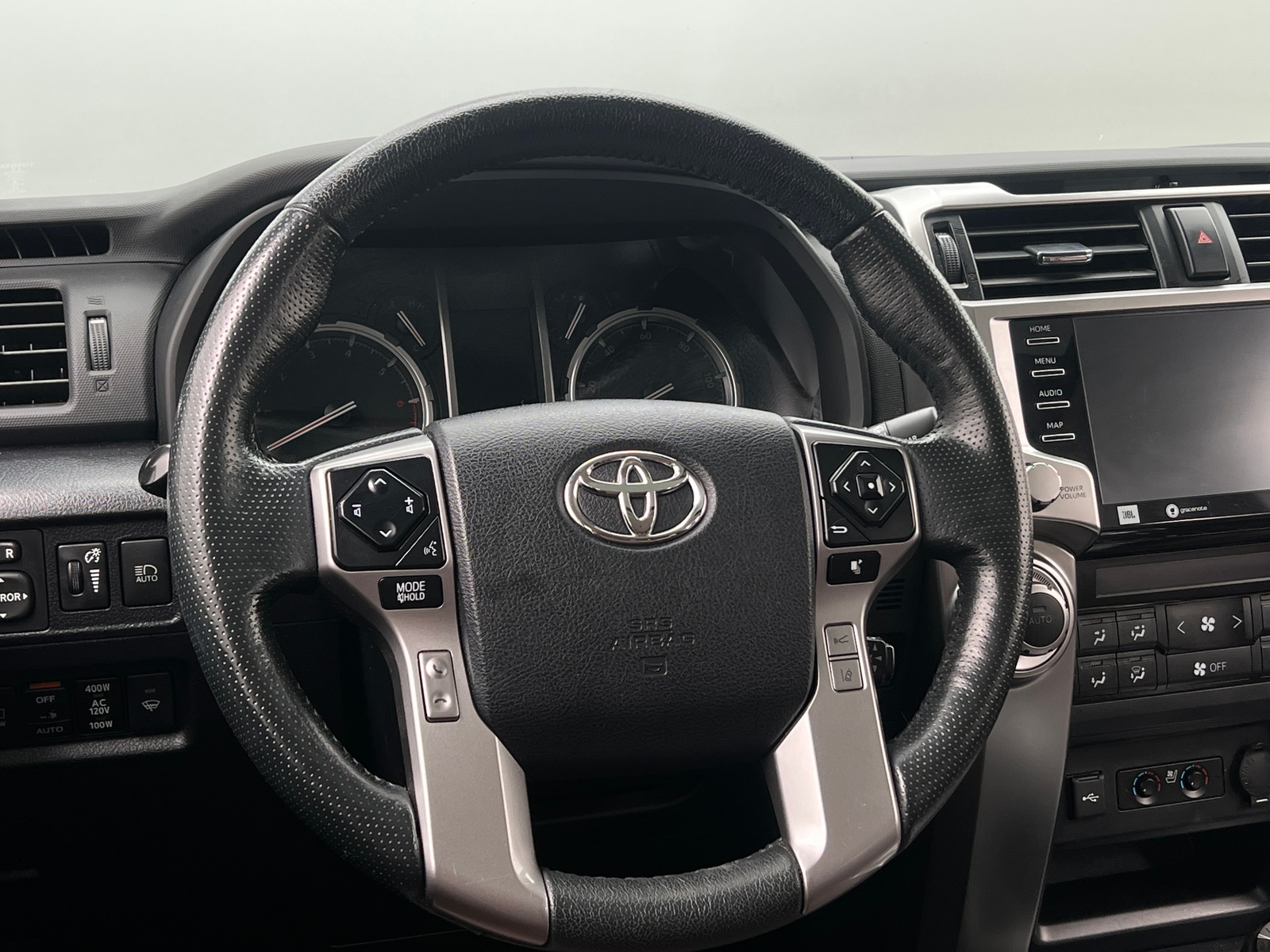 Thumbnail: 2023 Toyota 4Runner - 4