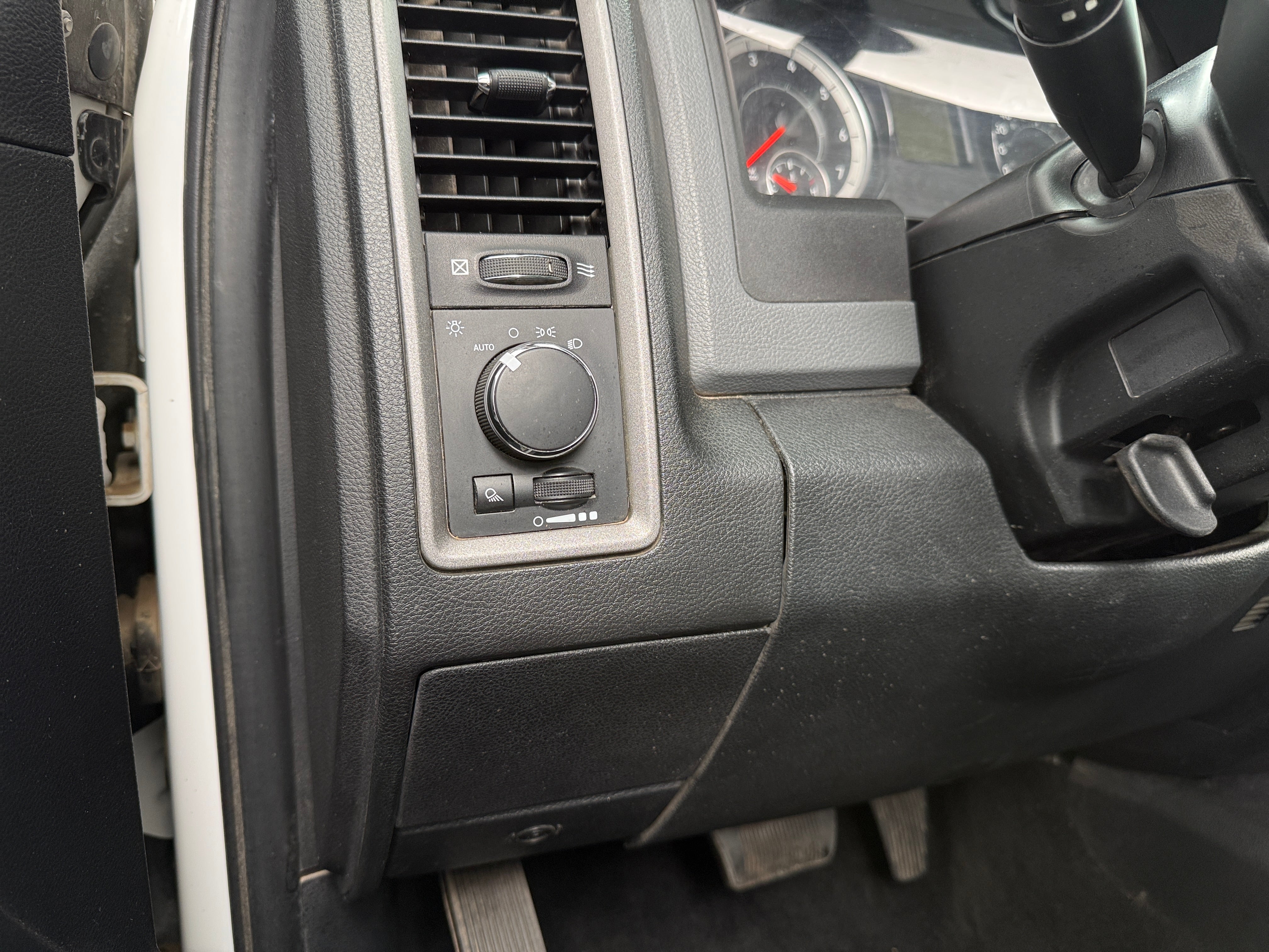 2016 RAM Ram 2500 Pickup Tradesman - Photo 2