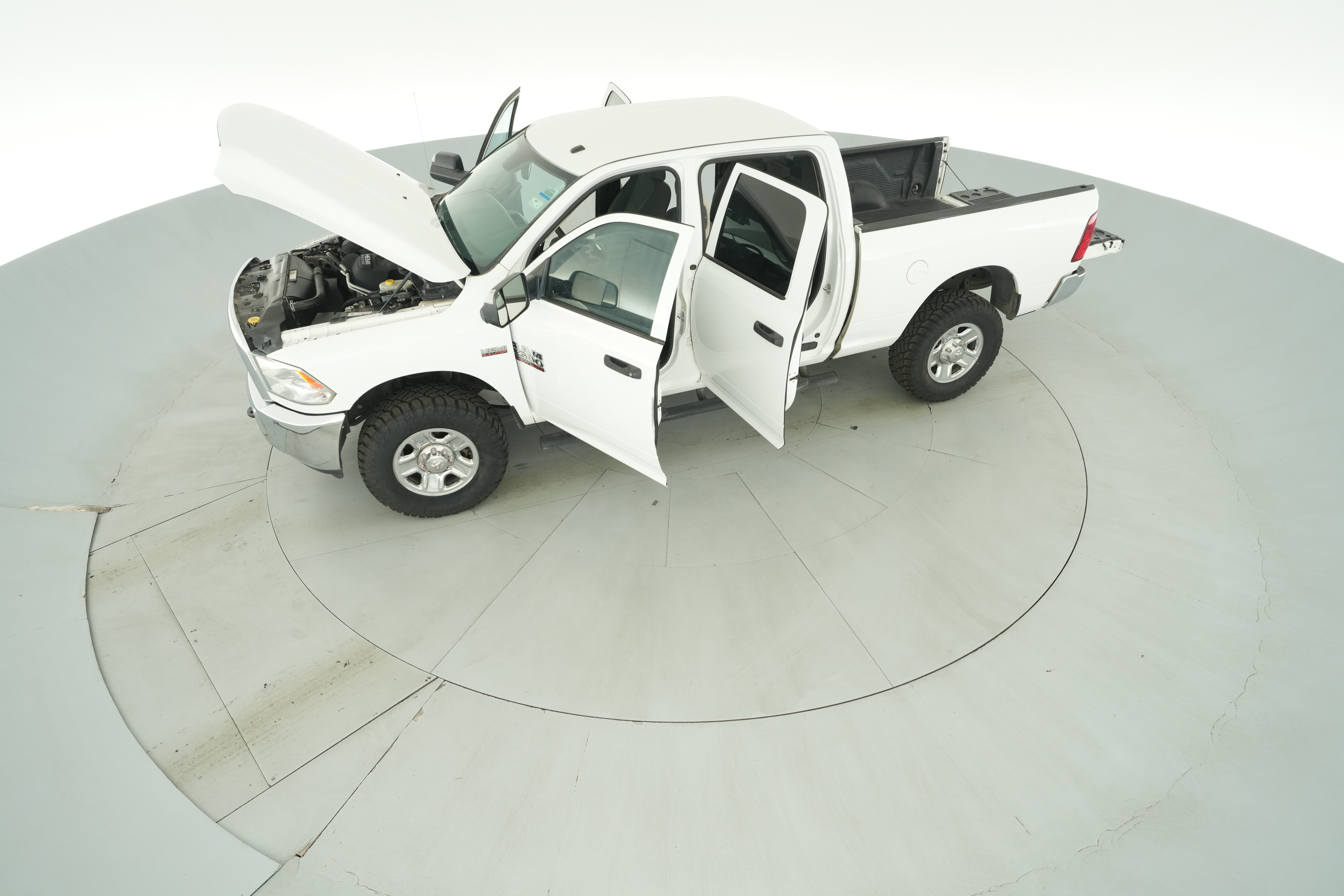 2016 RAM Ram 2500 Pickup Tradesman - Photo 38