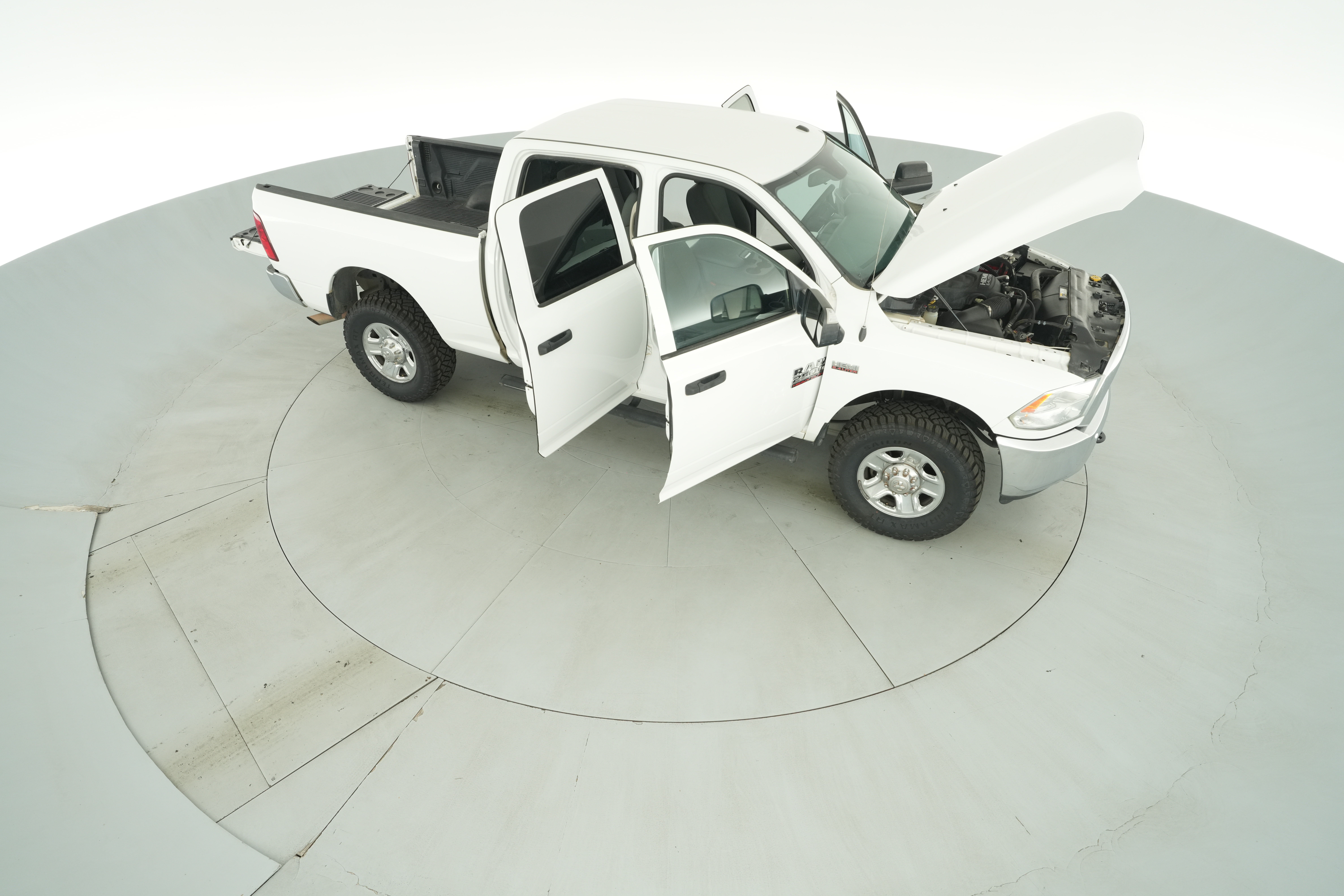 2016 RAM Ram 2500 Pickup Tradesman - Photo 48