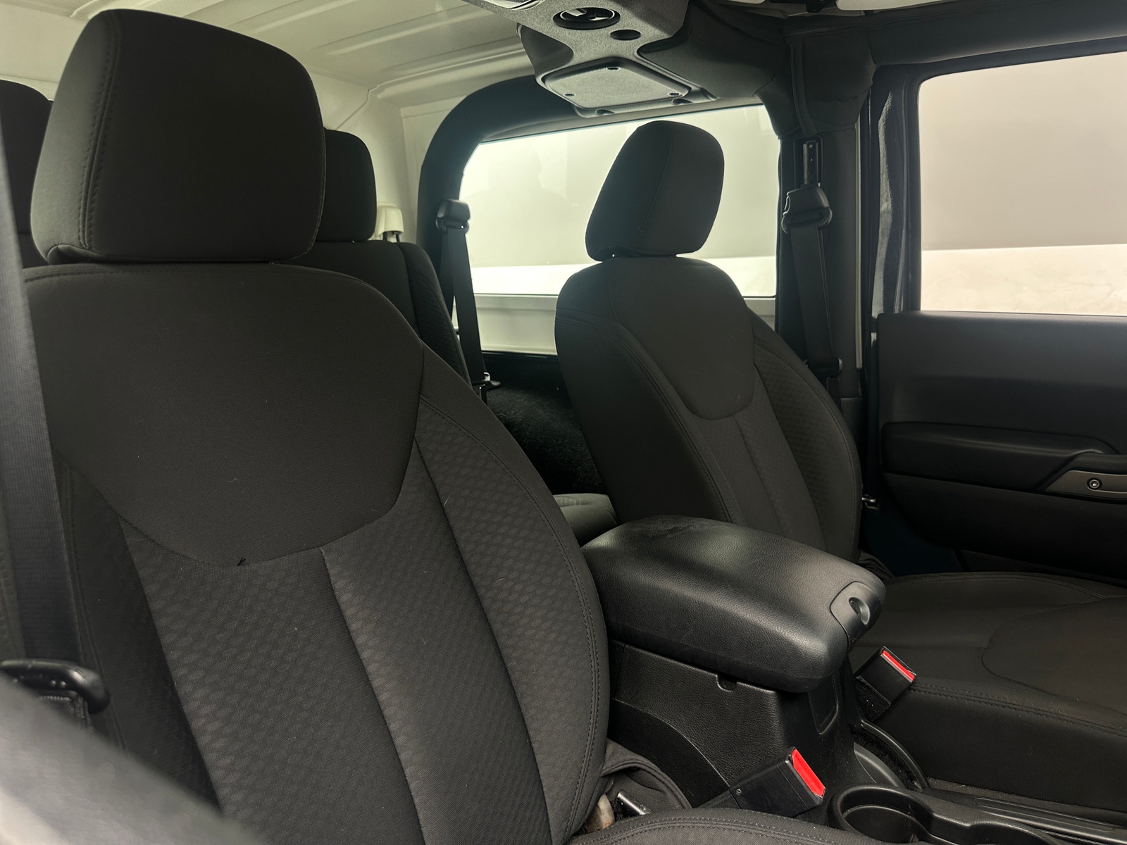 Thumbnail: 2016 Jeep Wrangler - 2