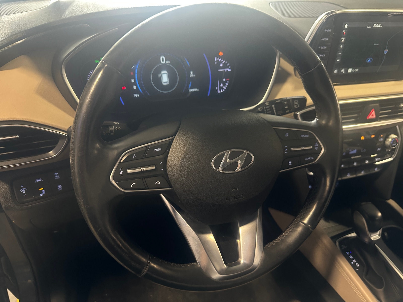 Thumbnail: 2020 Hyundai Santa Fe - 4