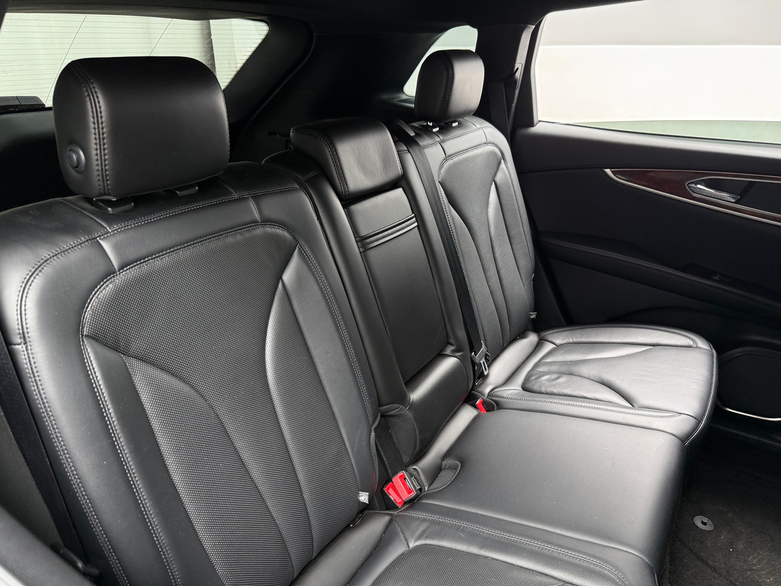 Thumbnail: 2019 Lincoln Nautilus - 5