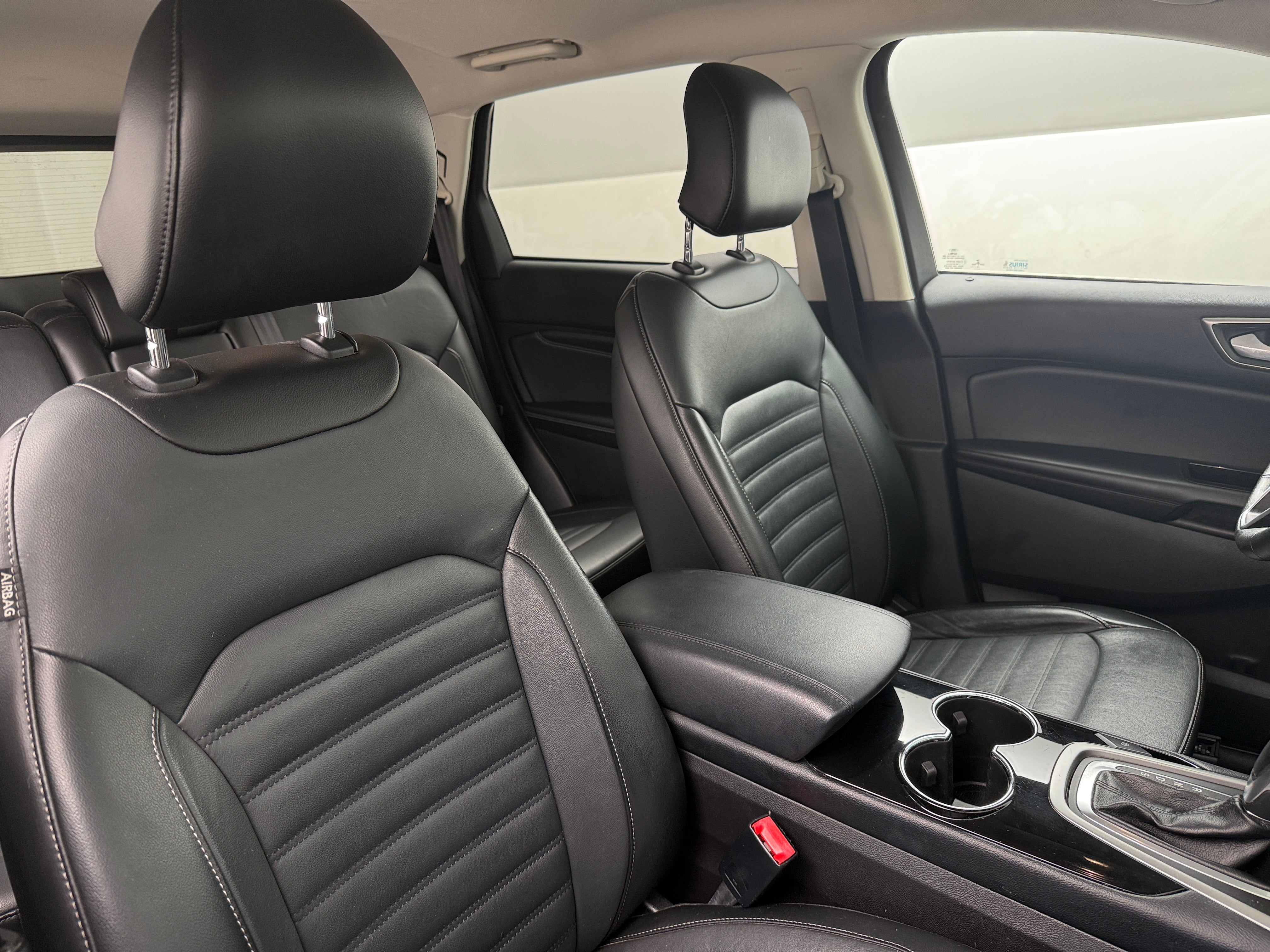 2016 Ford Edge