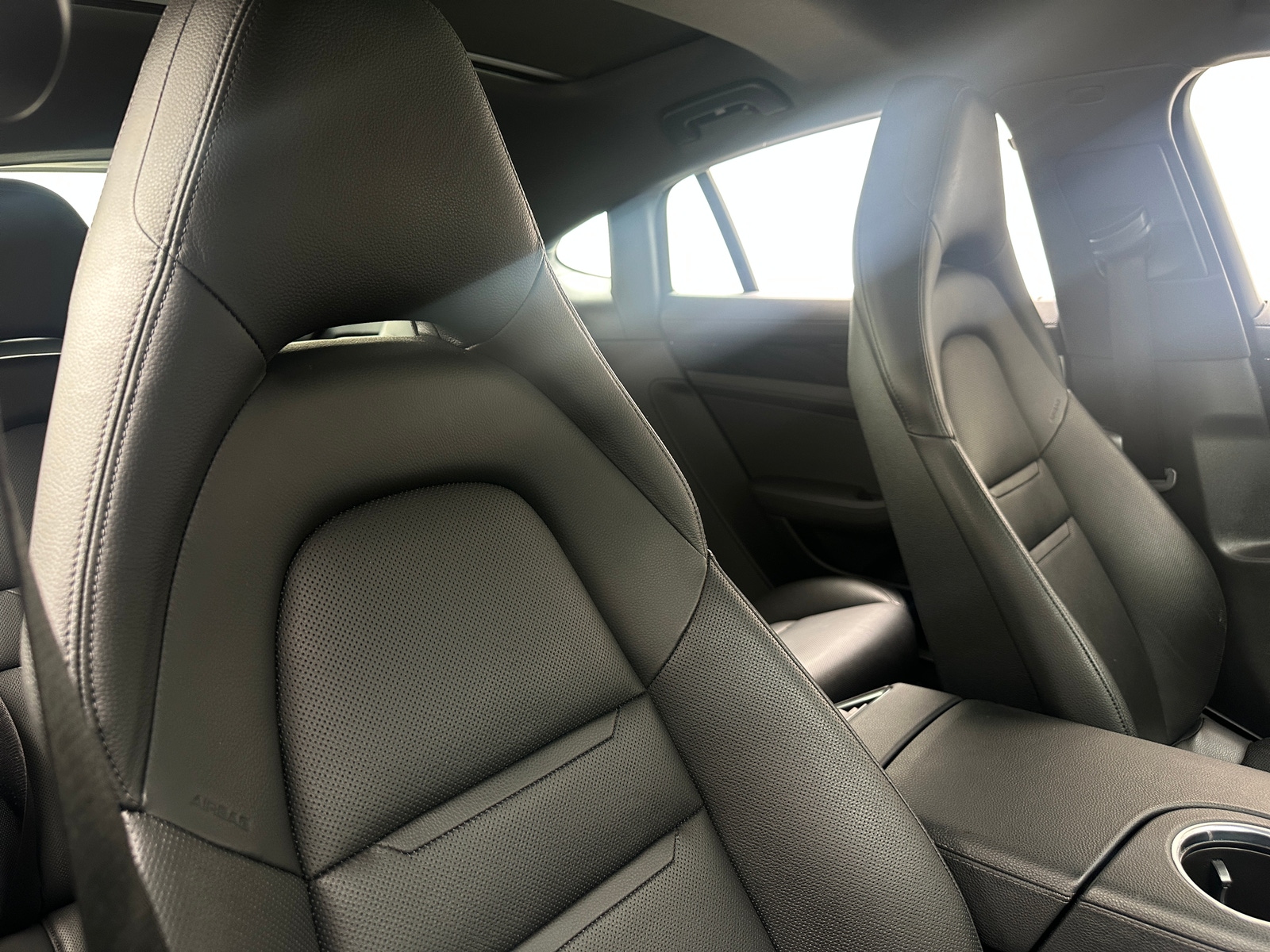 Thumbnail: 2019 Porsche Panamera - 2