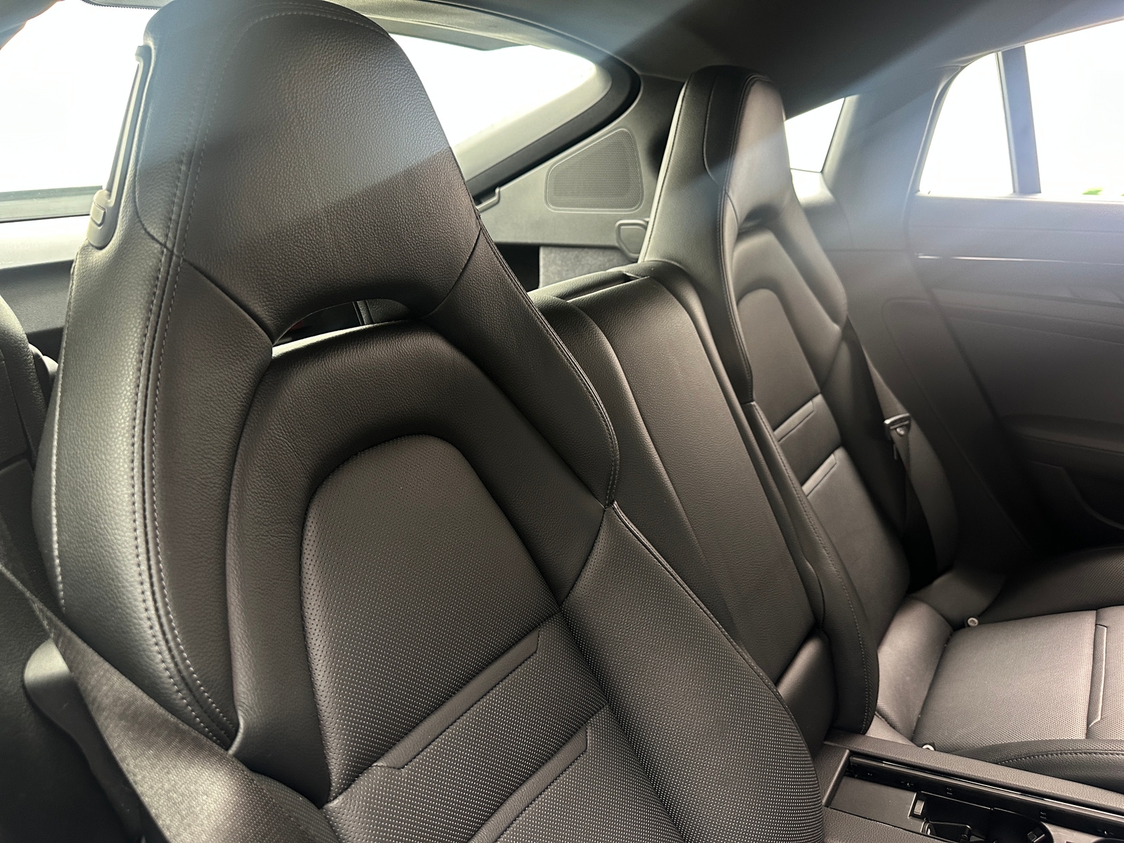 Thumbnail: 2019 Porsche Panamera - 6