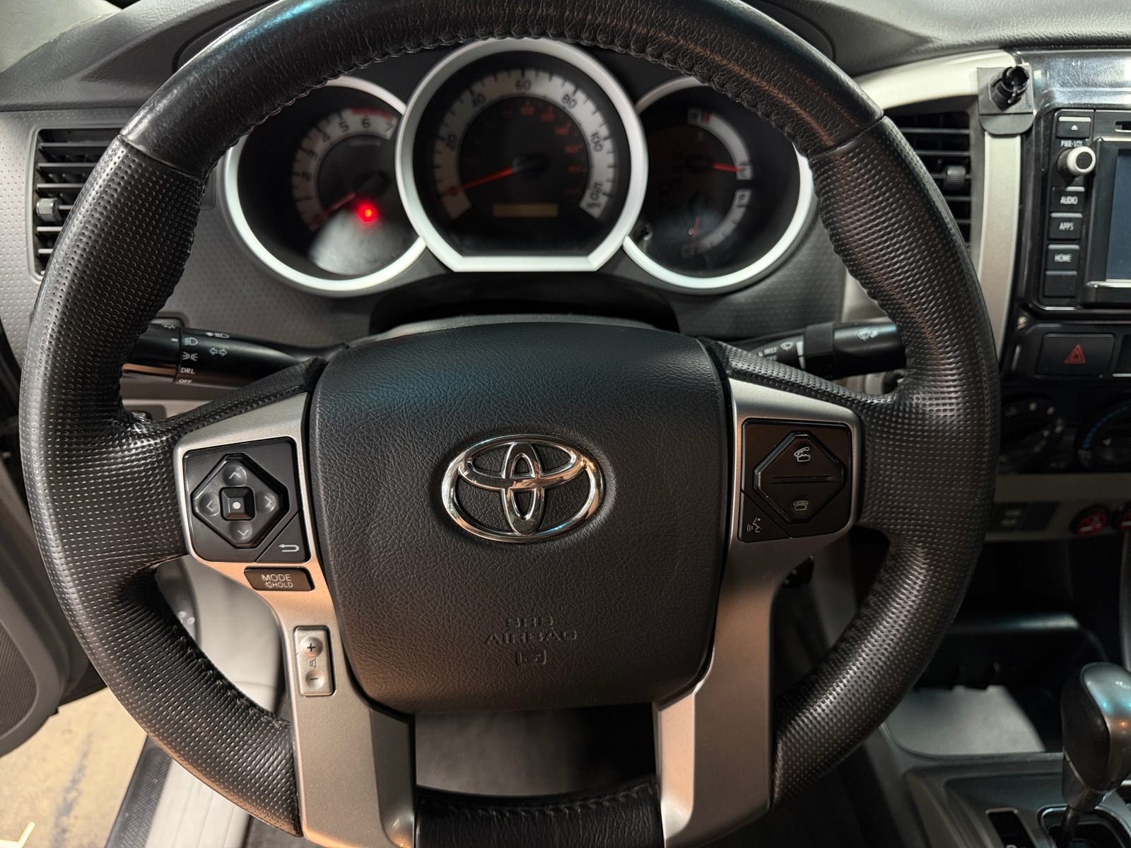 Thumbnail: 2015 Toyota Tacoma - 5