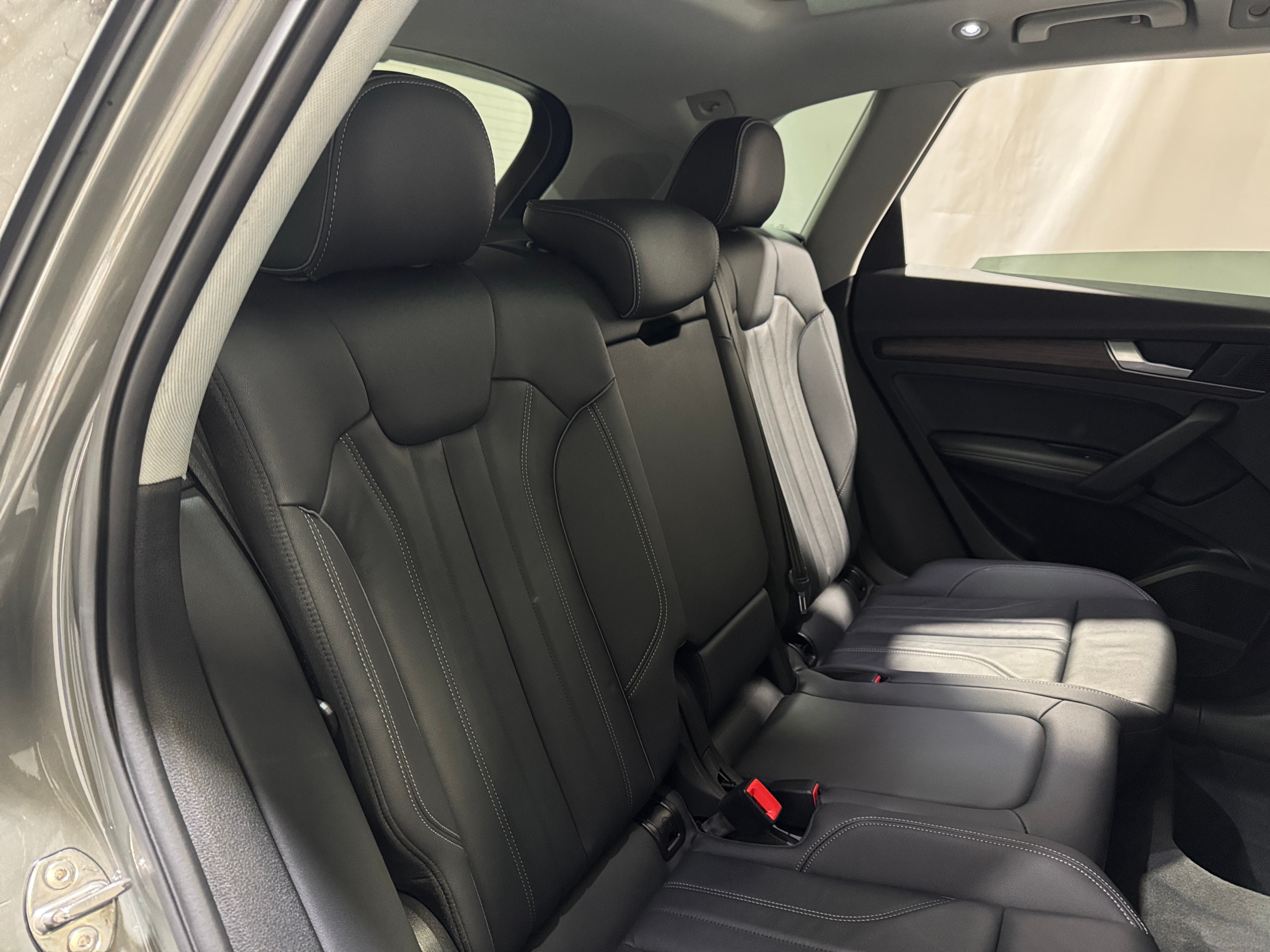 2023 Audi Q5 Premium Plus - Photo 2