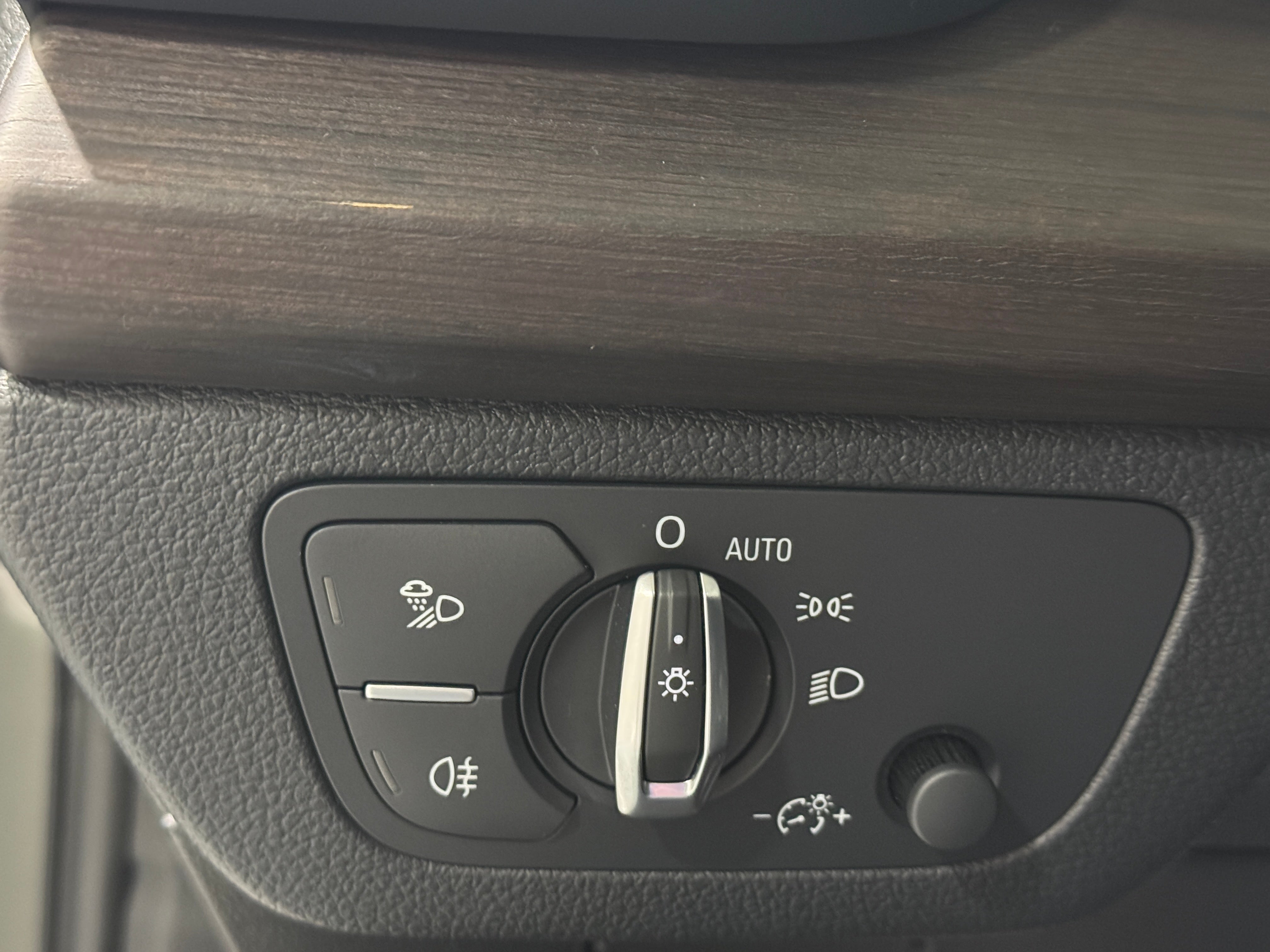 2023 Audi Q5 Premium Plus - Photo 11