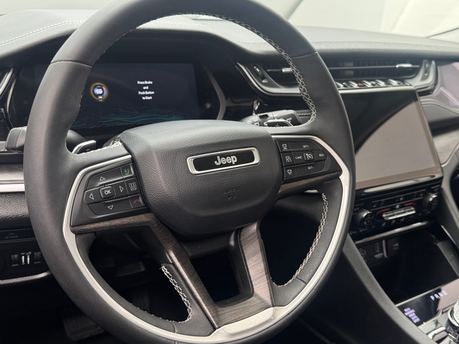 Thumbnail: 2023 Jeep Grand Cherokee - 4