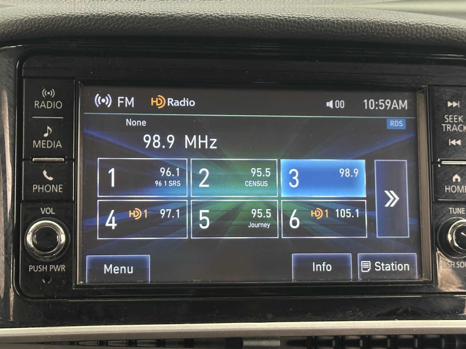 Thumbnail: 2019 Mitsubishi Eclipse Cross - 4