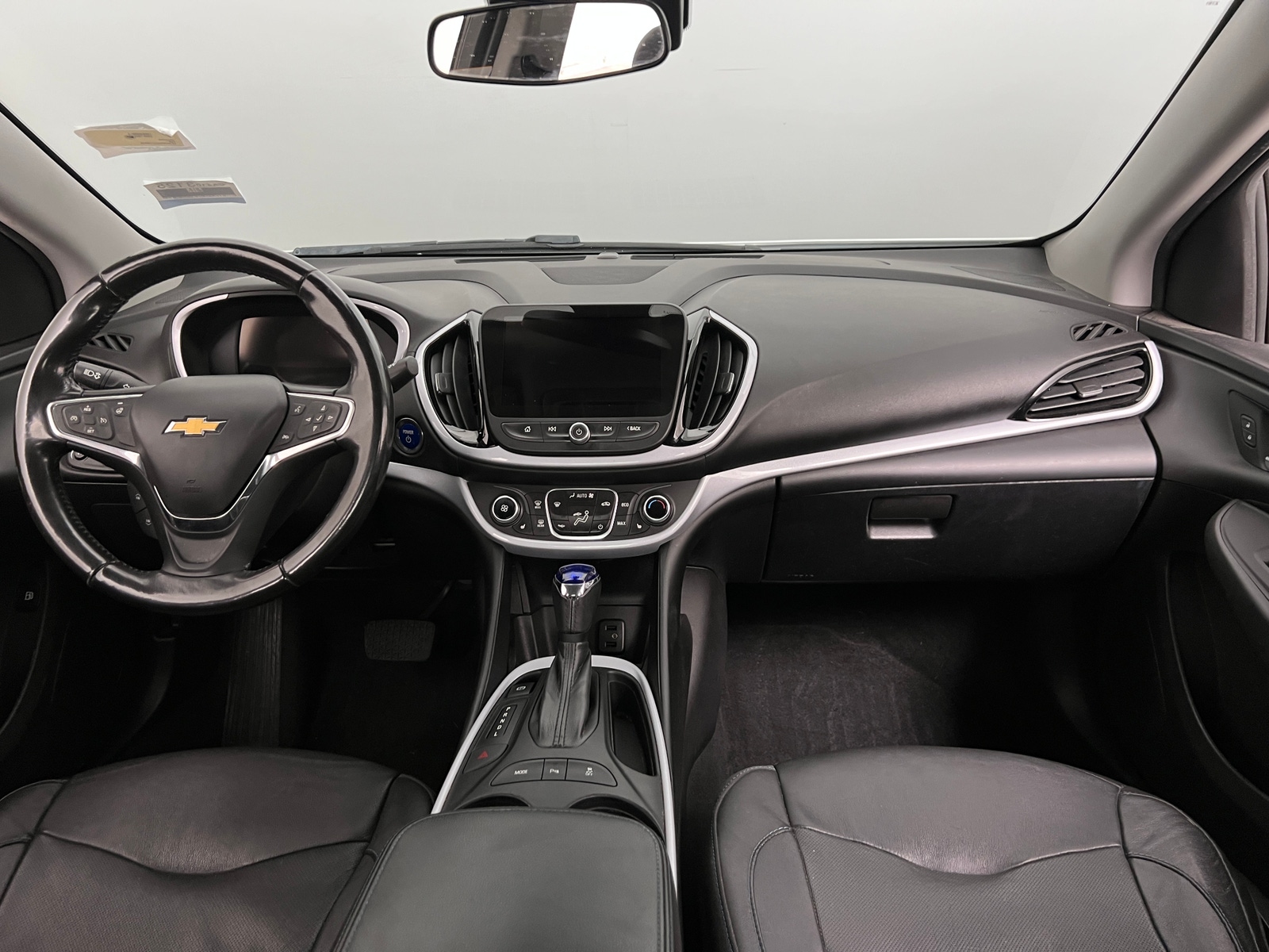 Thumbnail: 2018 Chevrolet Volt - 2