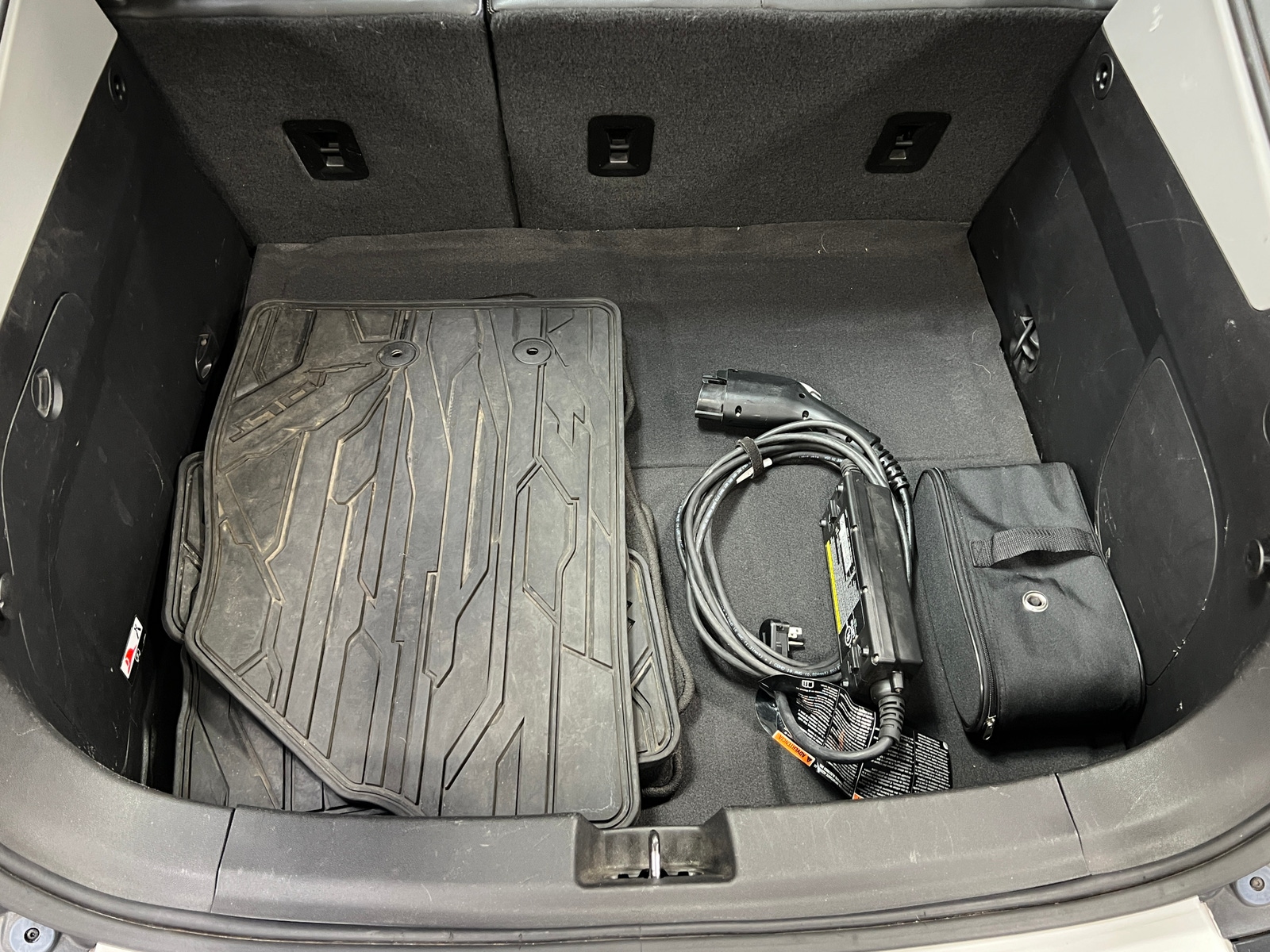 Thumbnail: 2018 Chevrolet Volt - 6