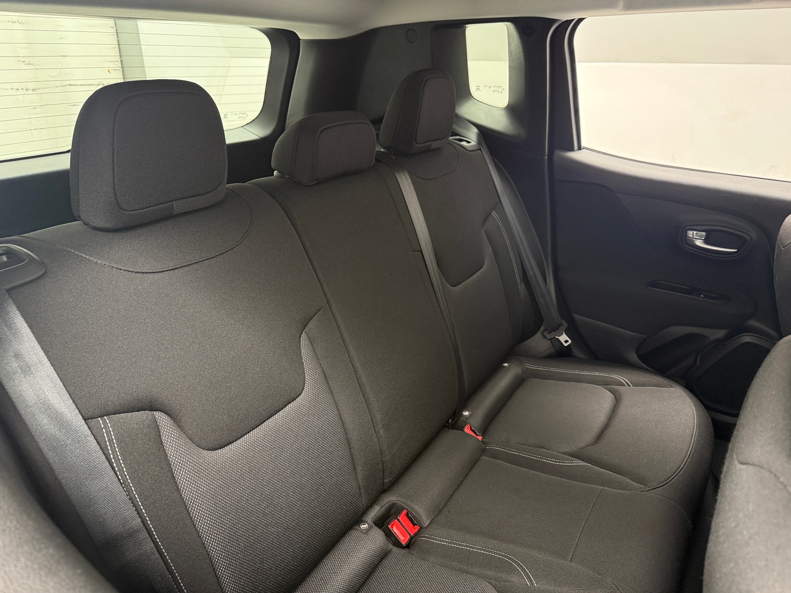 Thumbnail: 2021 Jeep Renegade - 6