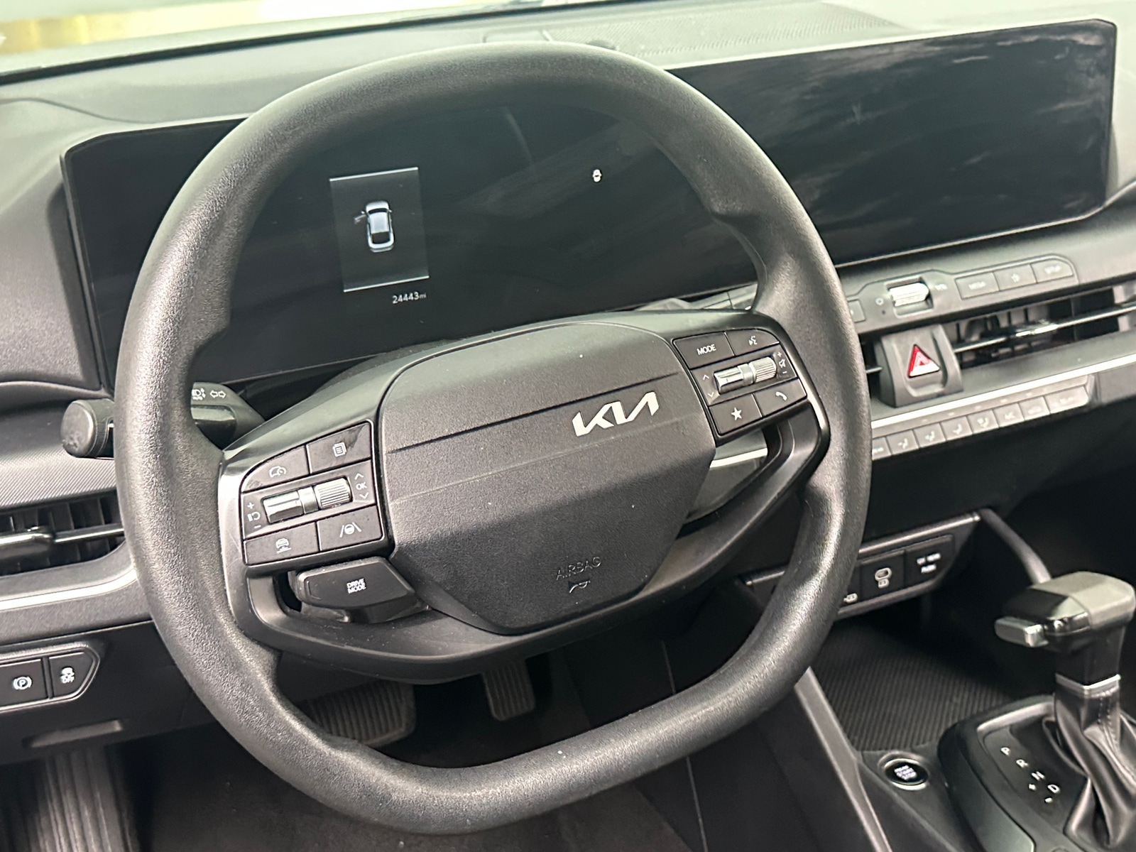 Thumbnail: 2025 Kia K4 - 5