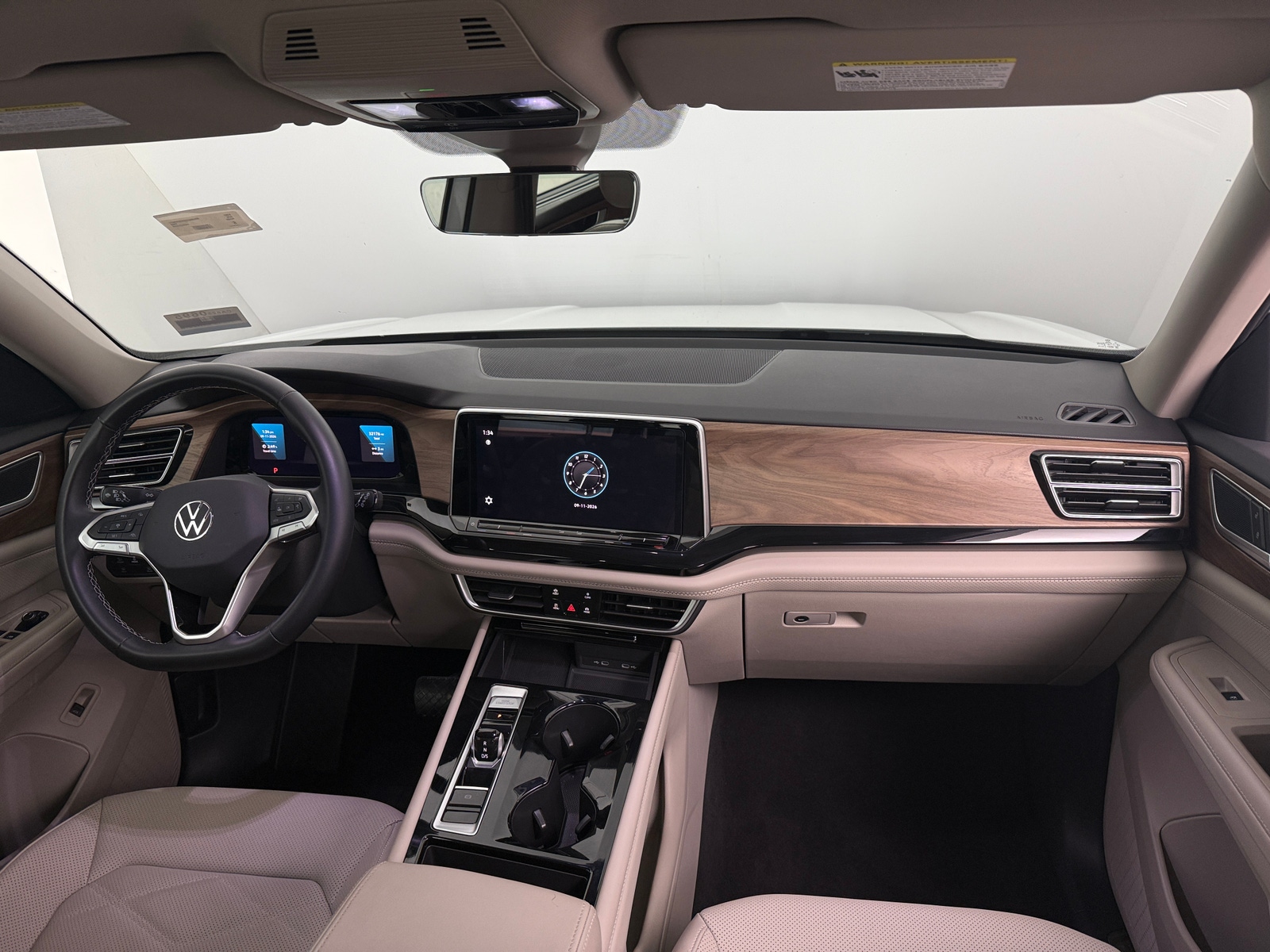 Thumbnail: 2025 Volkswagen Atlas - 3