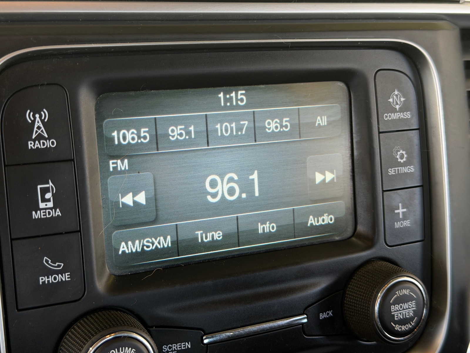 Thumbnail: 2020 RAM 1500 Classic - 4
