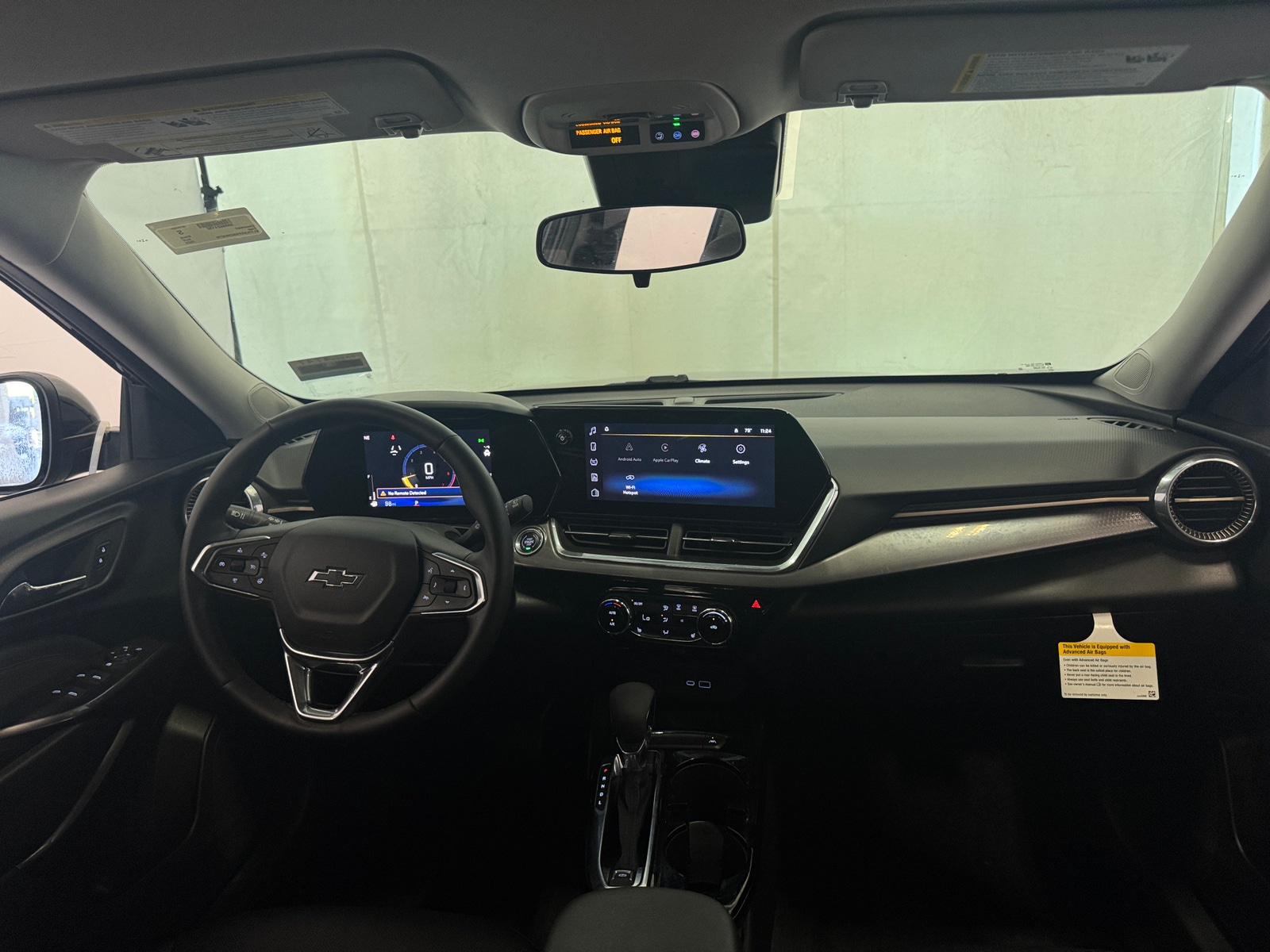 Thumbnail: 2025 Chevrolet Trax - 2