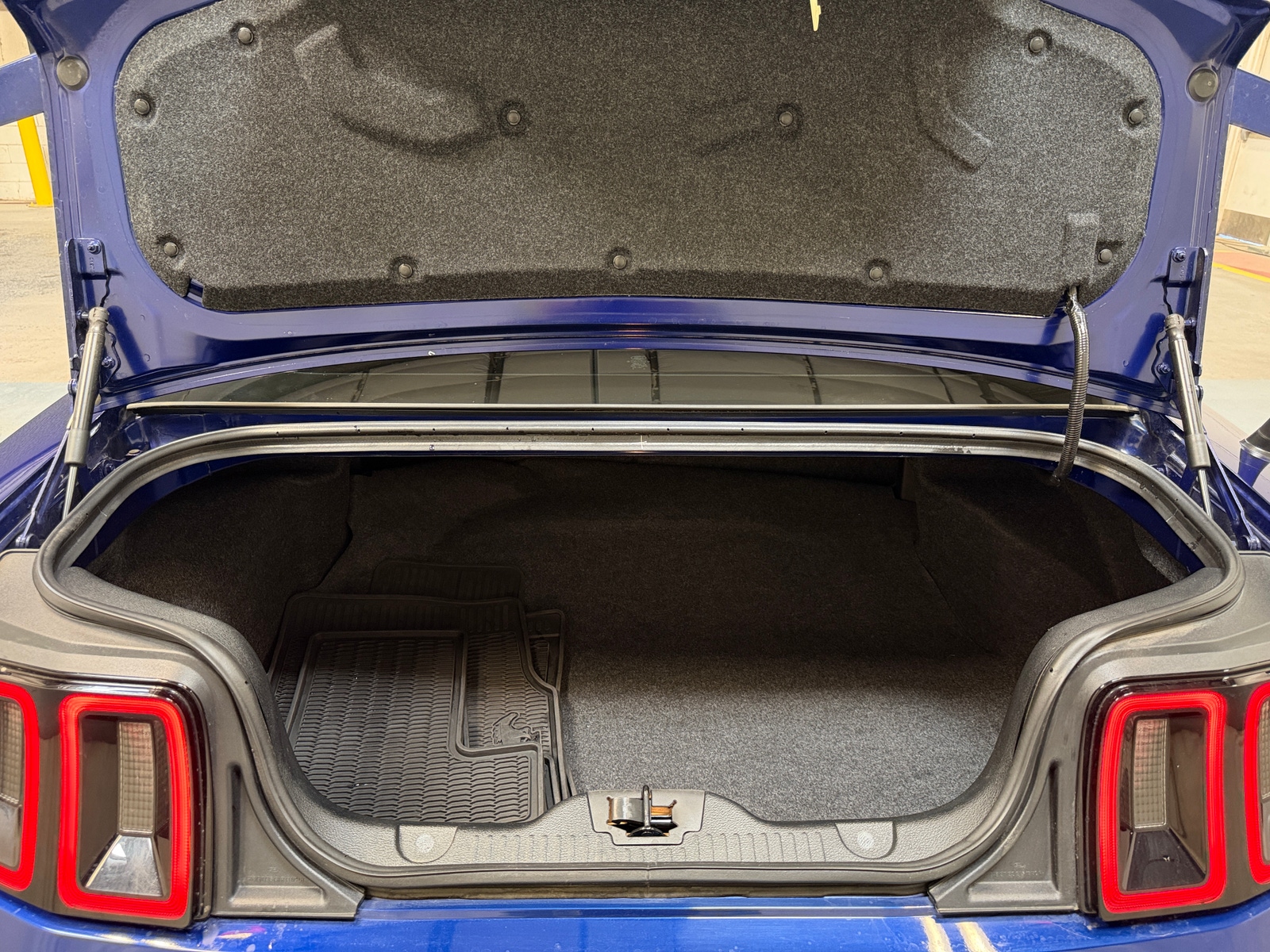 Thumbnail: 2013 Ford Mustang - 4