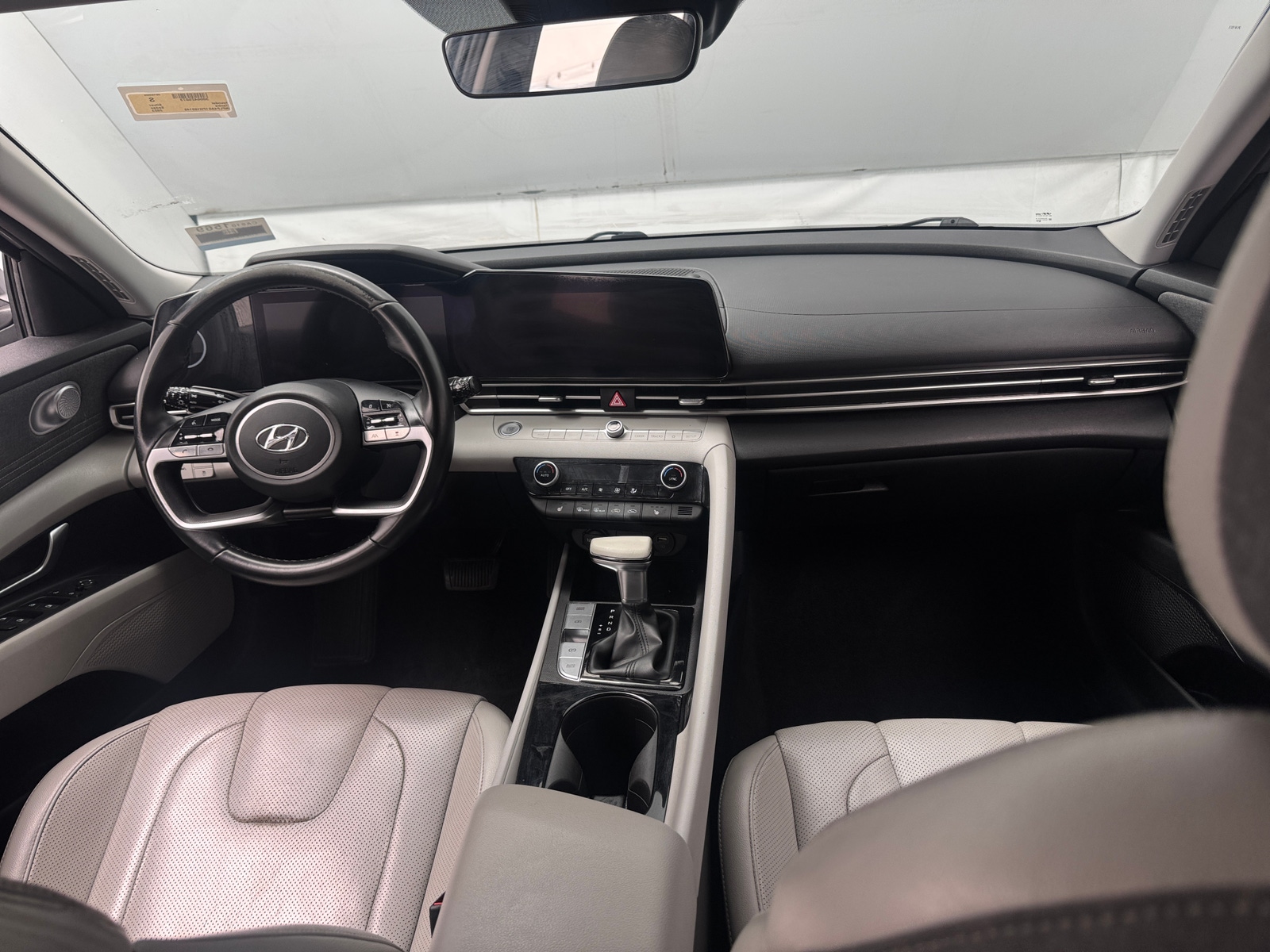 Thumbnail: 2023 Hyundai Elantra - 2