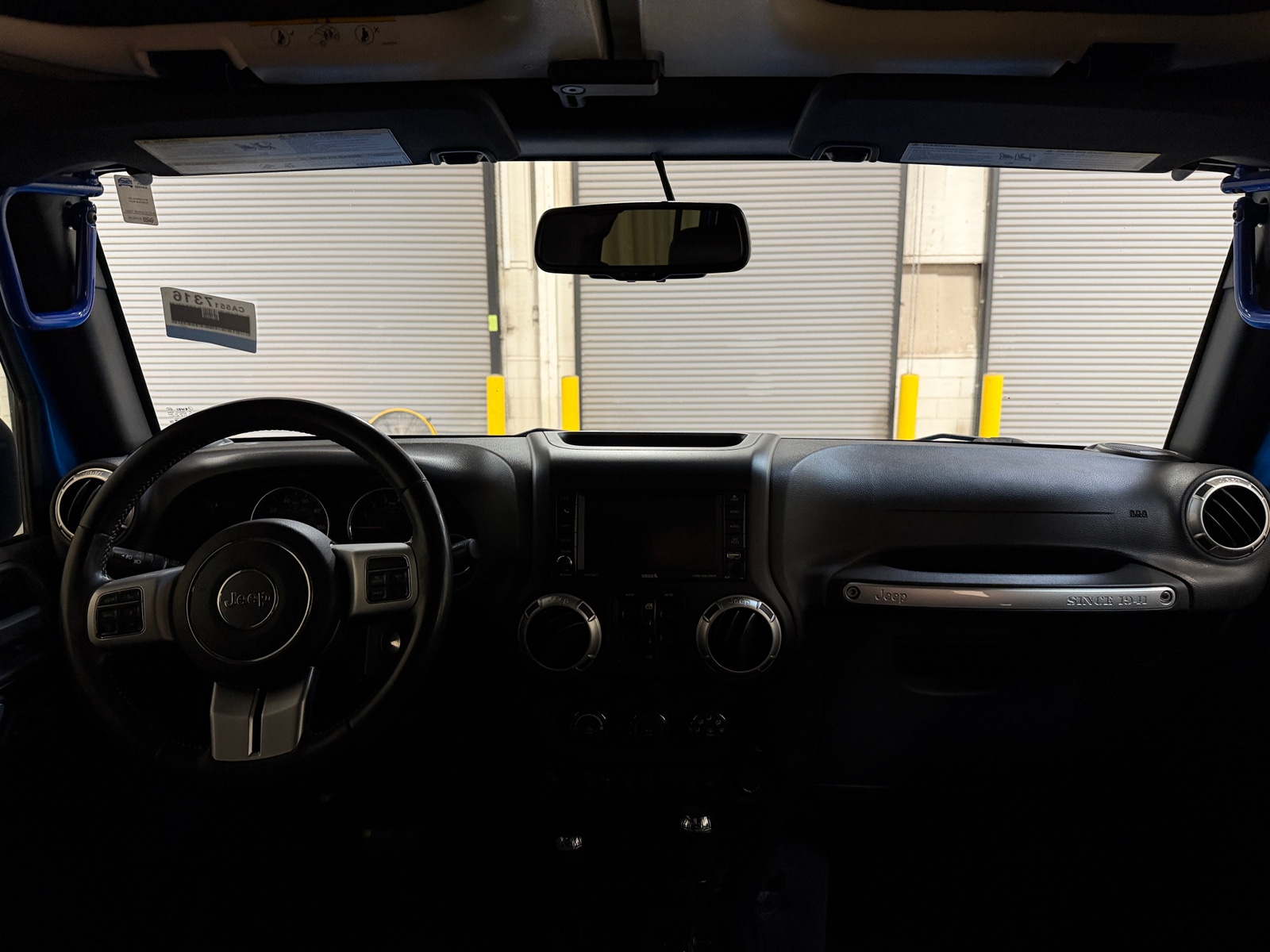 Thumbnail: 2015 Jeep Wrangler - 3