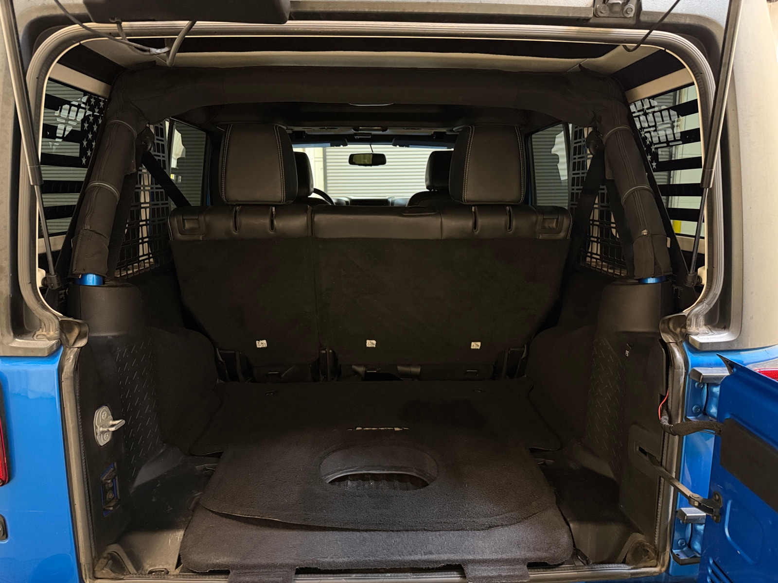 Thumbnail: 2015 Jeep Wrangler - 7