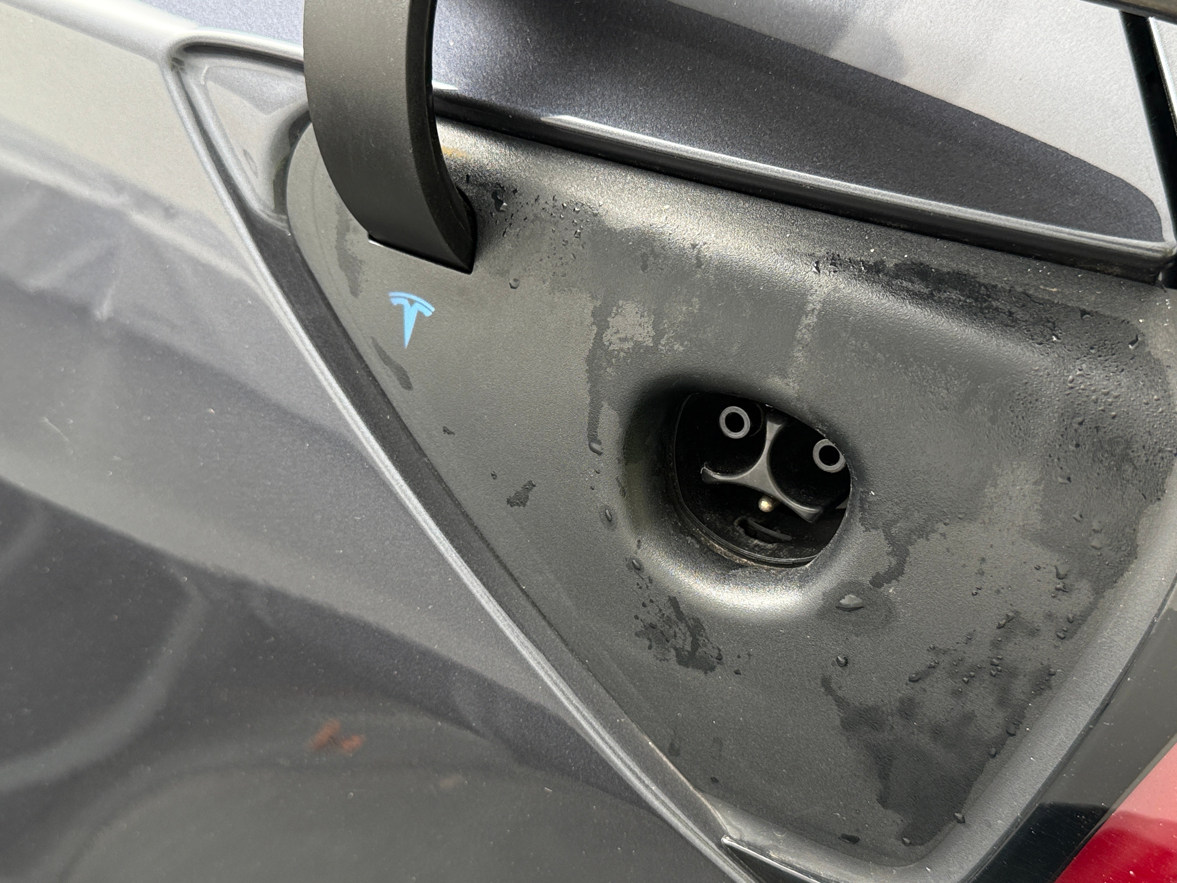 Used 2018 Tesla Model 3 Long Range Dual Motor with VIN 5YJ3E1EBXJF114251 for sale in Pewaukee, WI