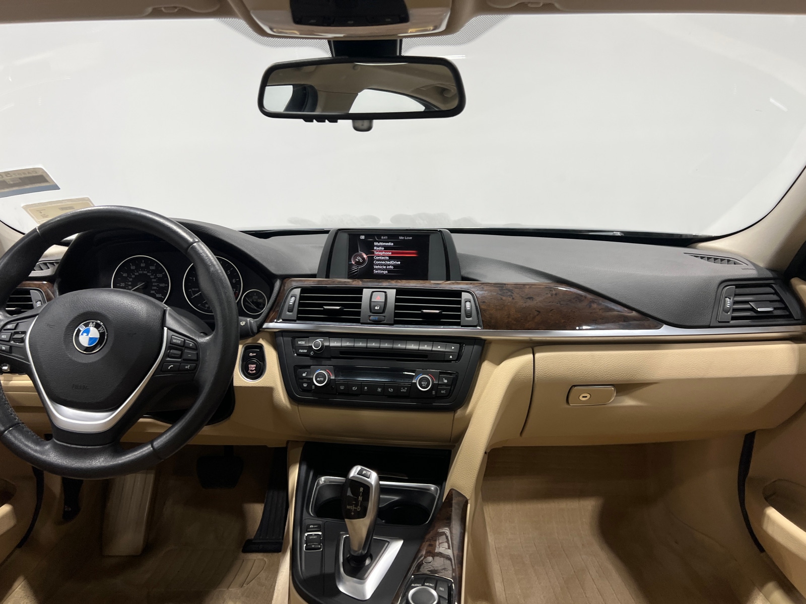Thumbnail: 2015 BMW 3 Series - 3