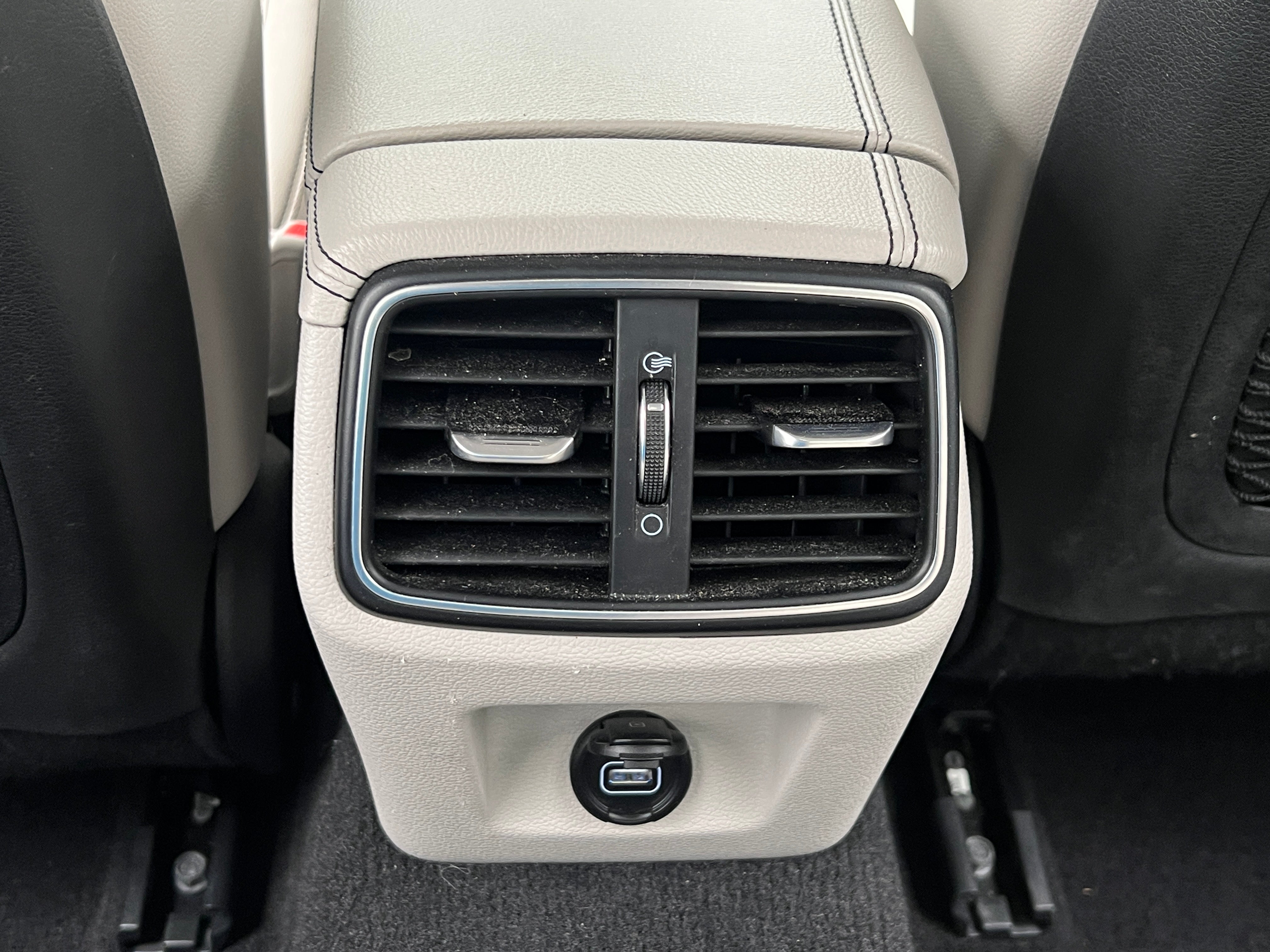 2020 GENESIS G70 Standard
