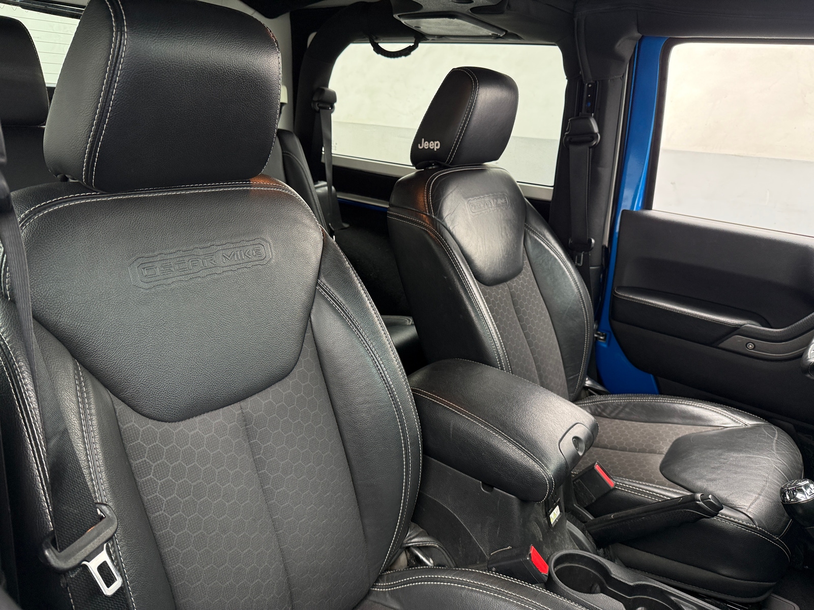 Thumbnail: 2016 Jeep Wrangler - 2